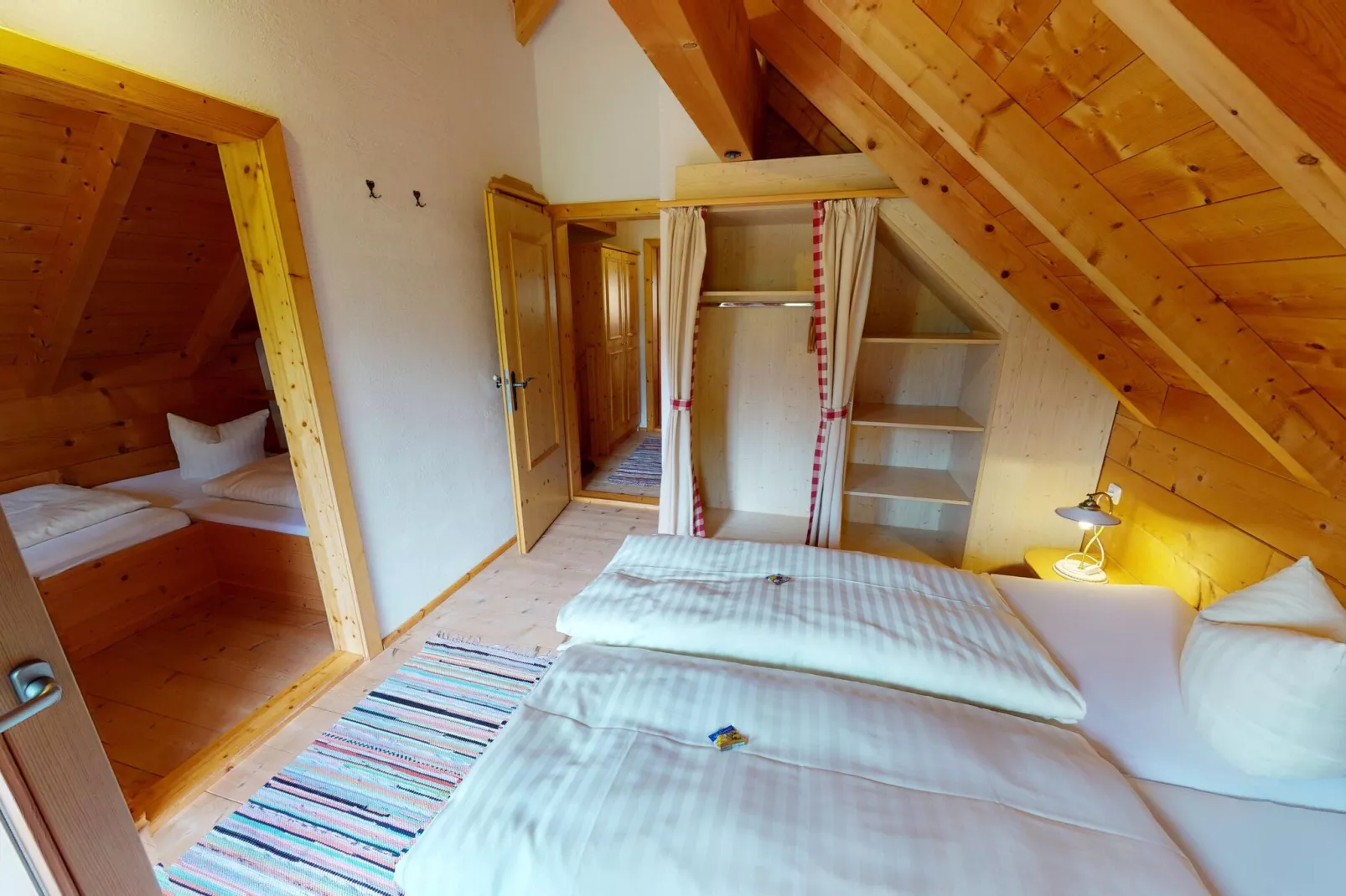 Naturdorf Oberkühnreit - Naturdorf Chalet - 8 Personen-Slaapkamer