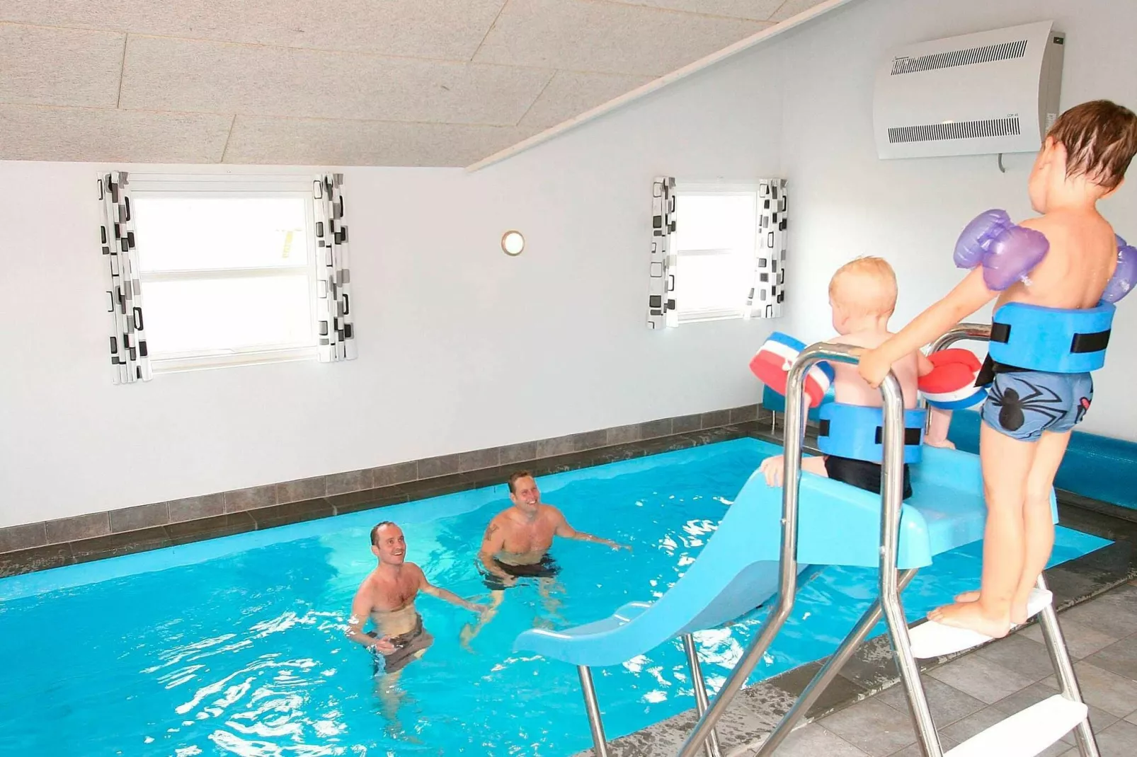 20 persoons vakantie huis in Løkken-Zwembad