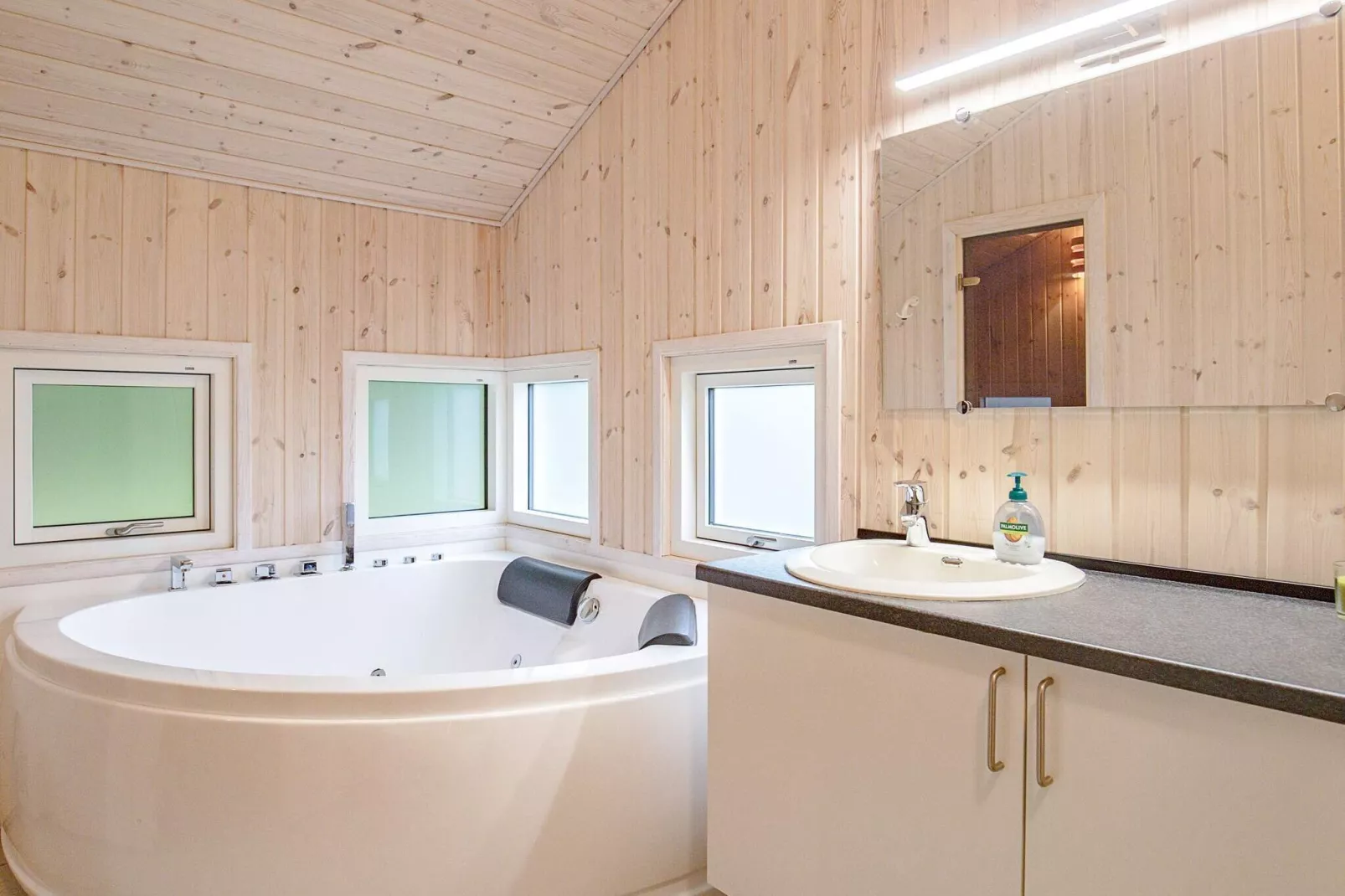 8 persoons vakantie huis in Tranekær-Binnen