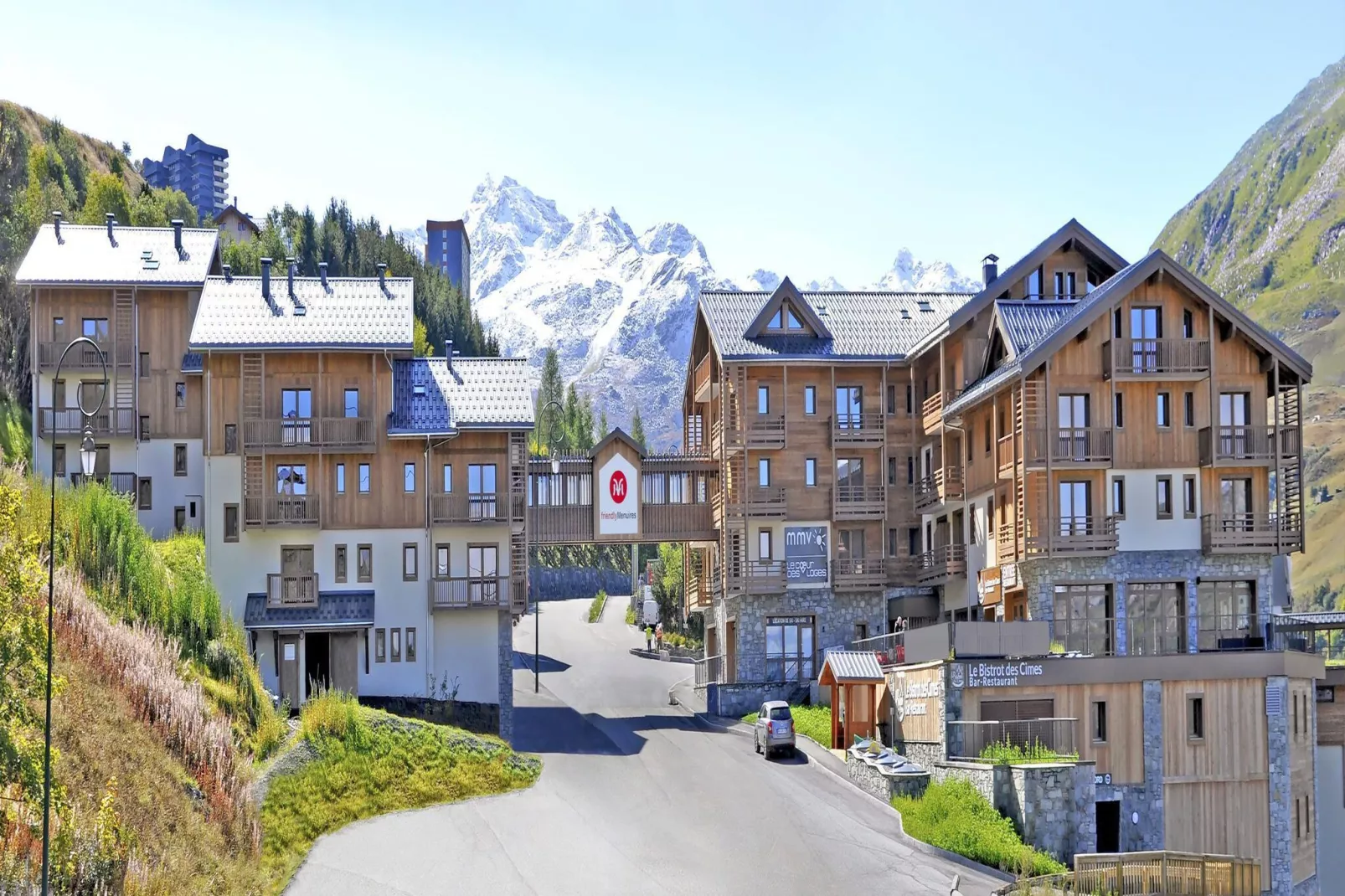 Le Coeur des Loges 3-S4v-Buitenkant zomer