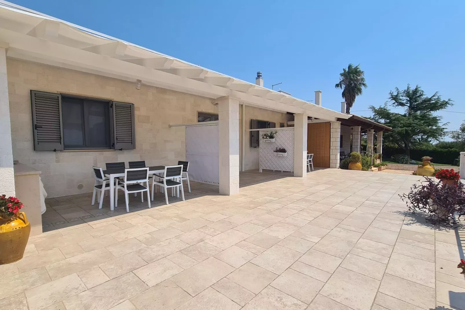 Tenuta Masiedd 1 Cisternino-Buitenkant zomer