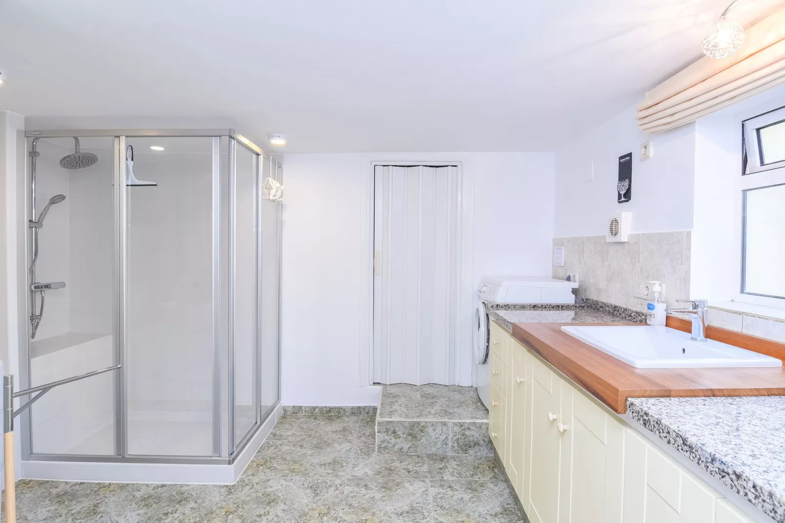 Villa Las Viñas	 - Badkamer