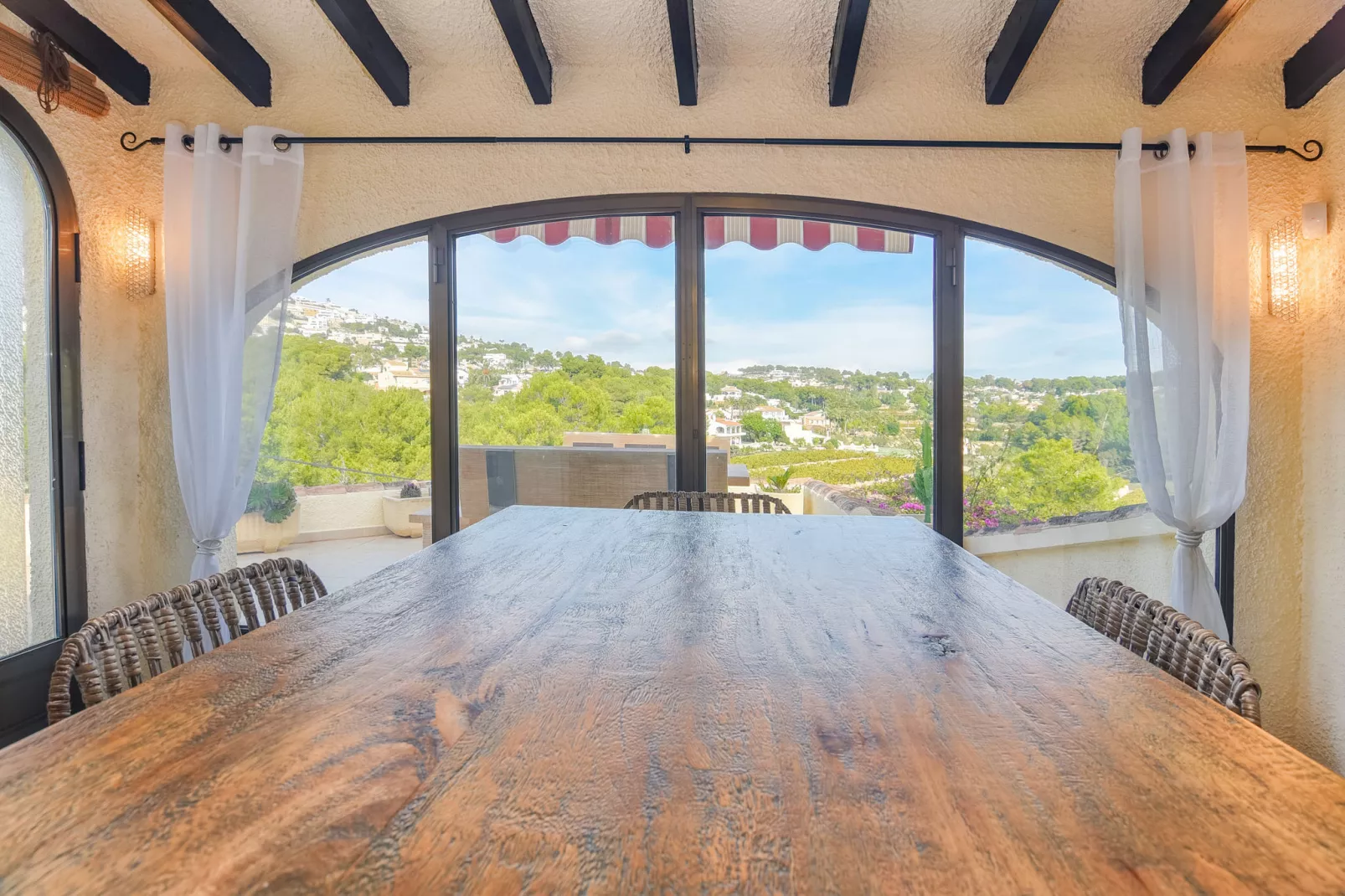 Villa Las Viñas	 - Uitzicht zomer