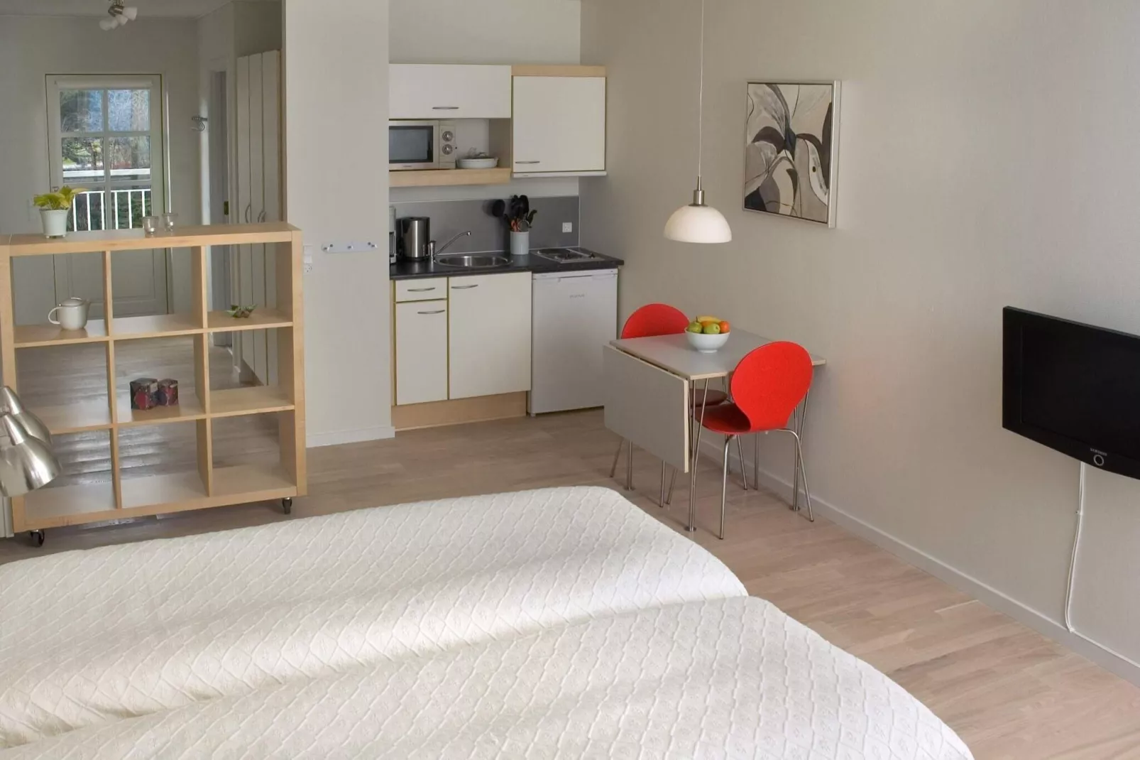 2 pers.lejl. uden køkken/terrasse-Binnen