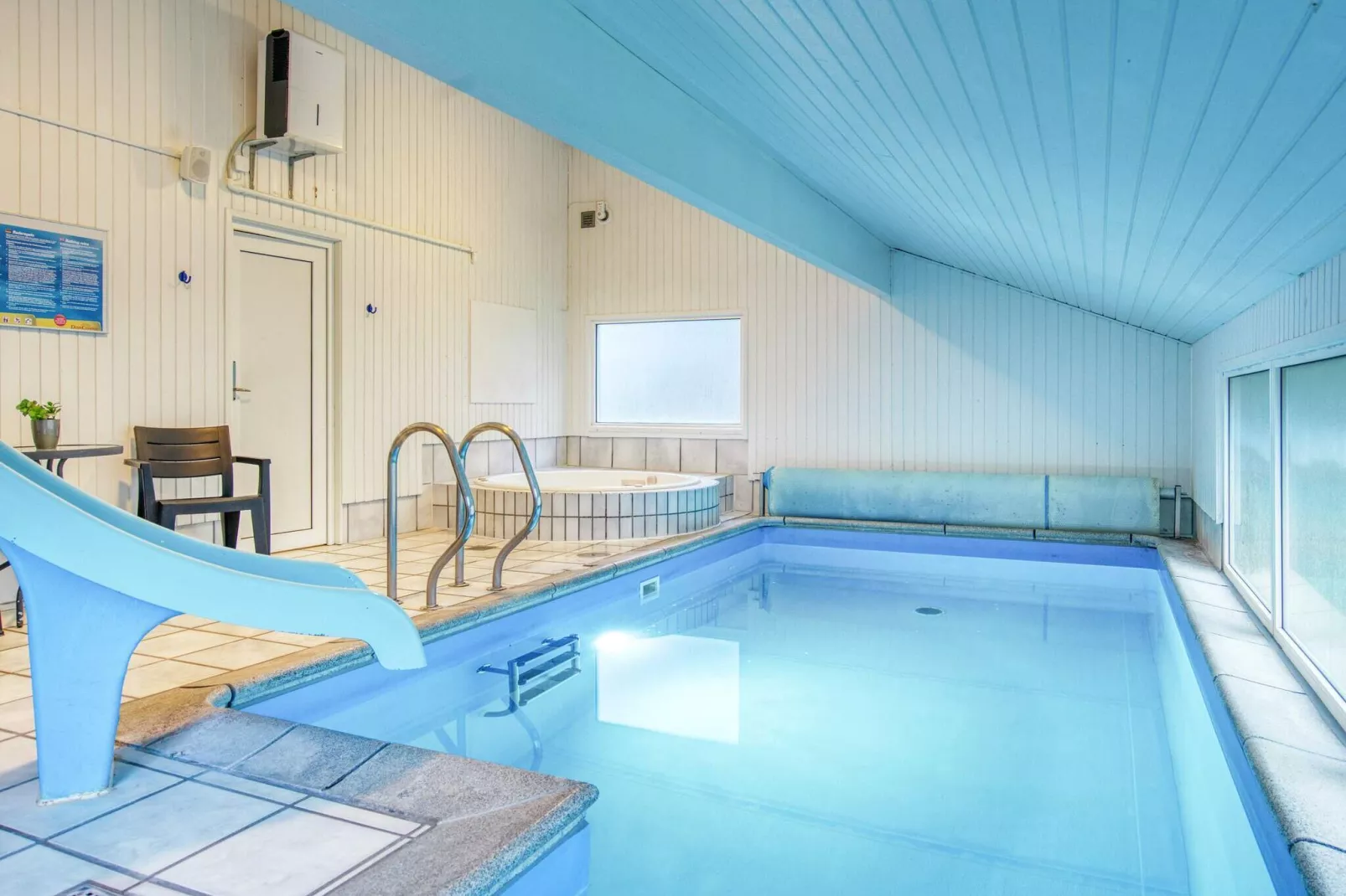 14 persoons vakantie huis in Hjørring-Zwembad
