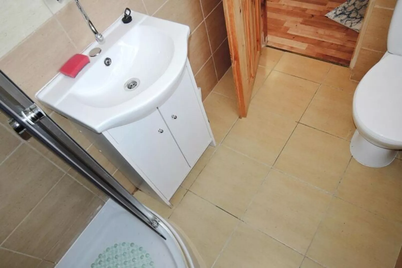 Holiday resort in Wiselka for 3 persons with carpark space-Badkamer