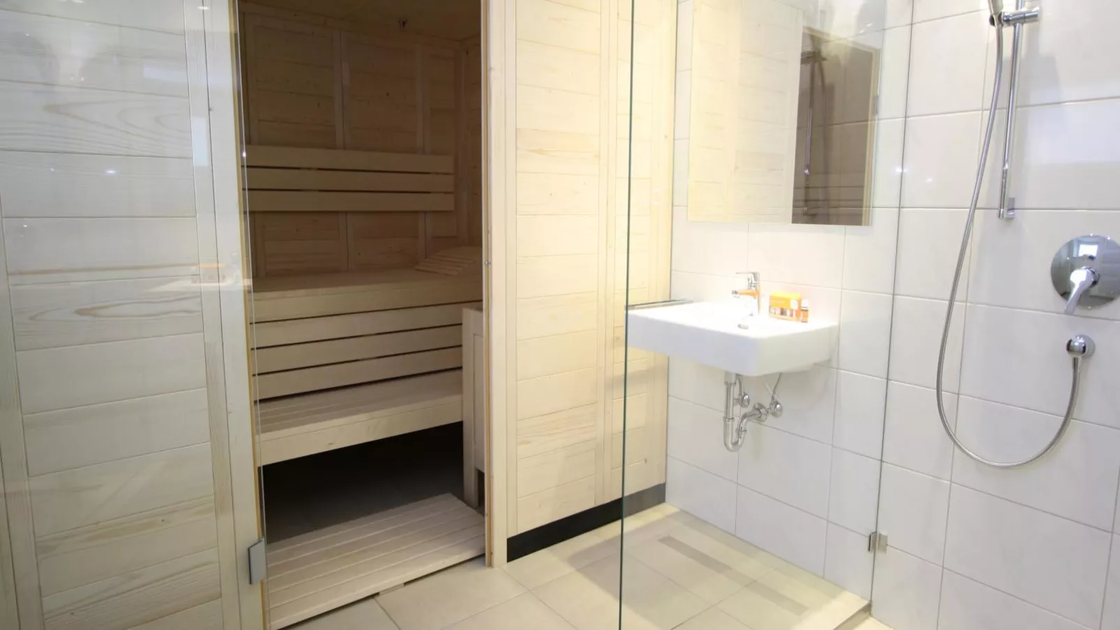 Alpensteinbock Mauterndorf I-Wellness