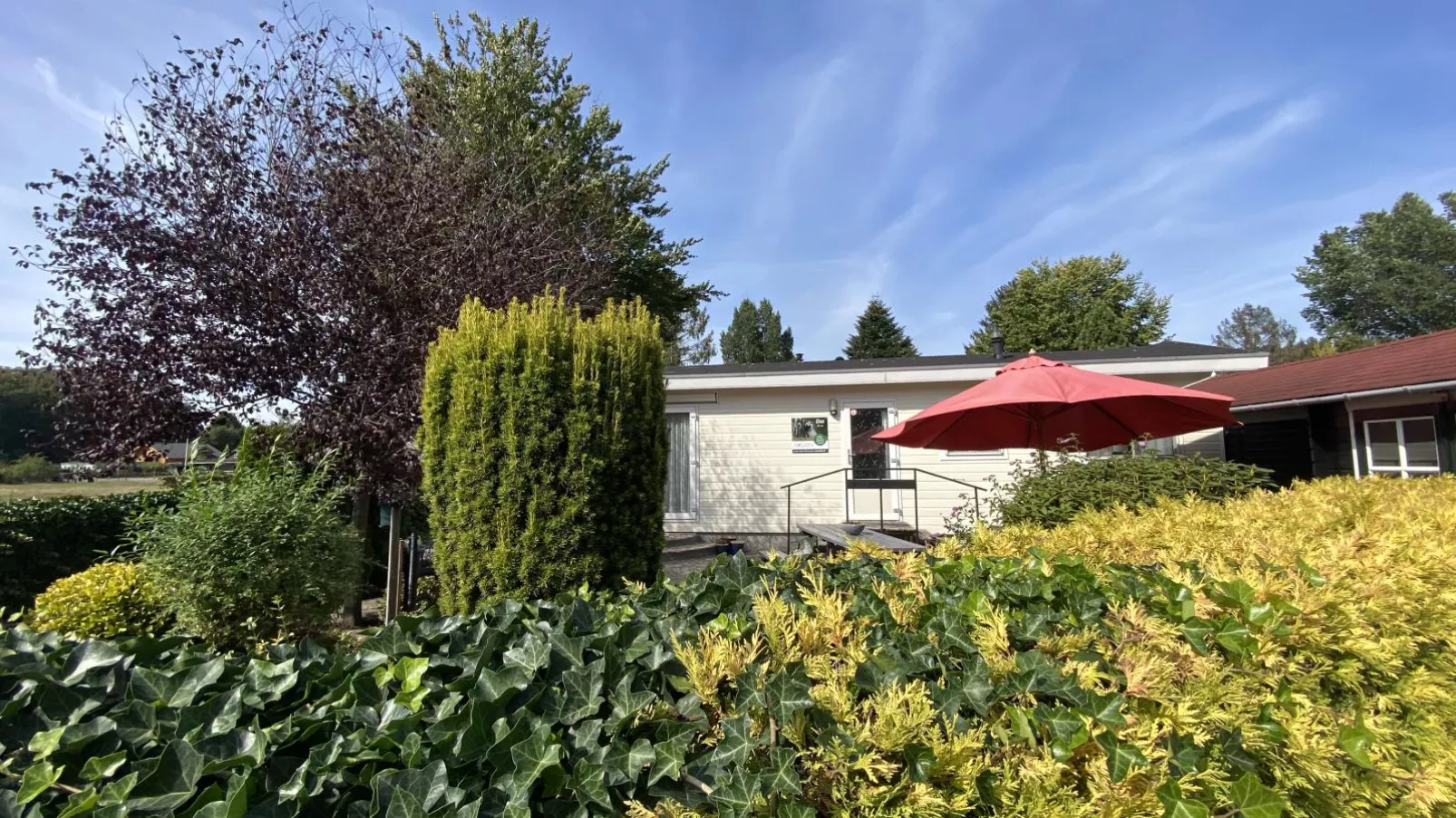 Vakantiehuis Das-Buitenkant zomer
