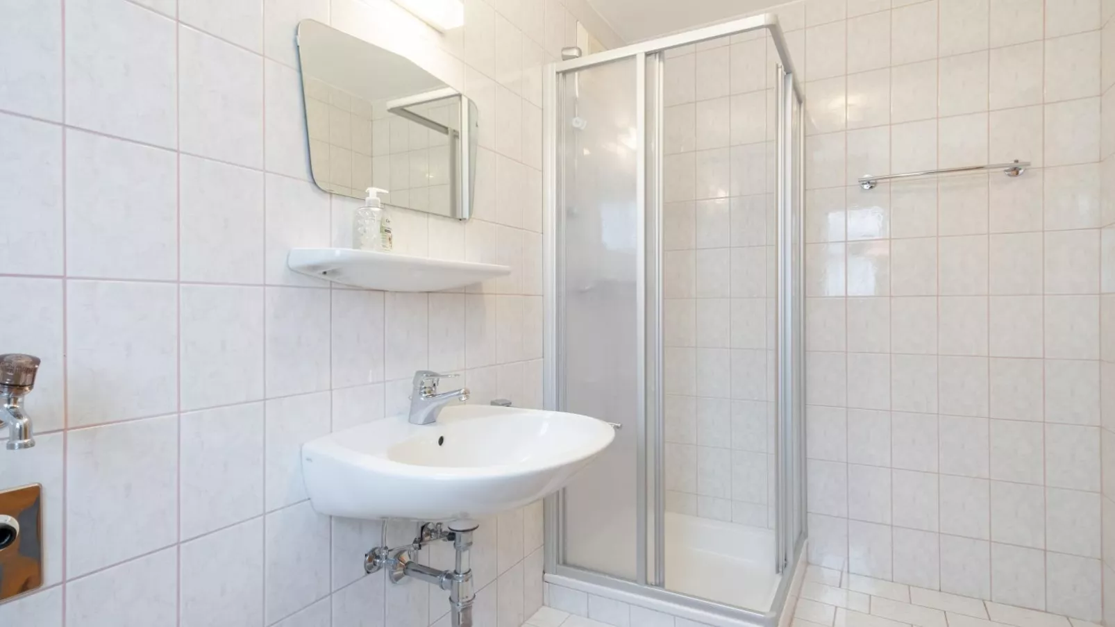 Haus Durchegg OG-Badkamer