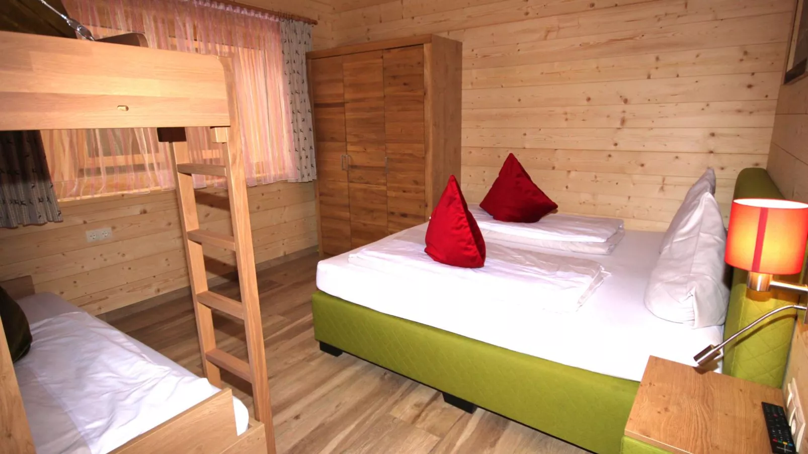 Kaprun Lodge - XL-Slaapkamer