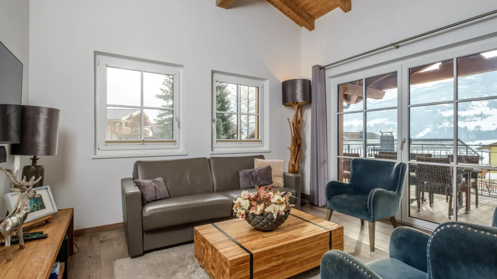 Luxury Tauern Suite Walchen Kaprun 8-Woonkamer