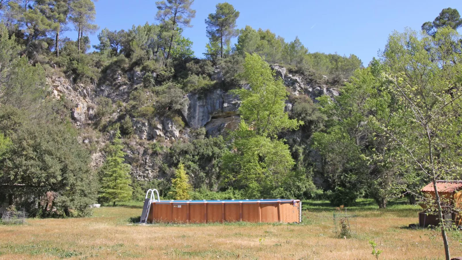 poolofhouse