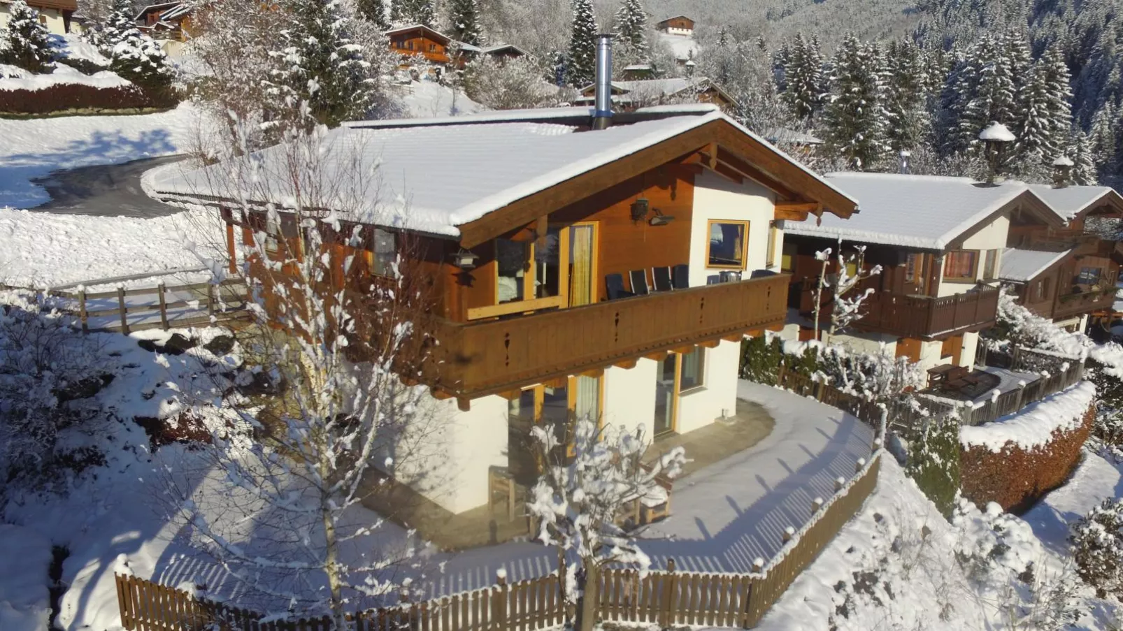 Chapter Two-Exterieur winter