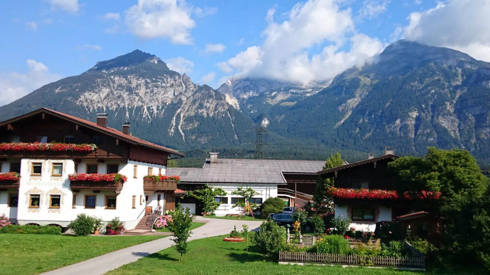 Schleicherhof I-Buitenkant zomer