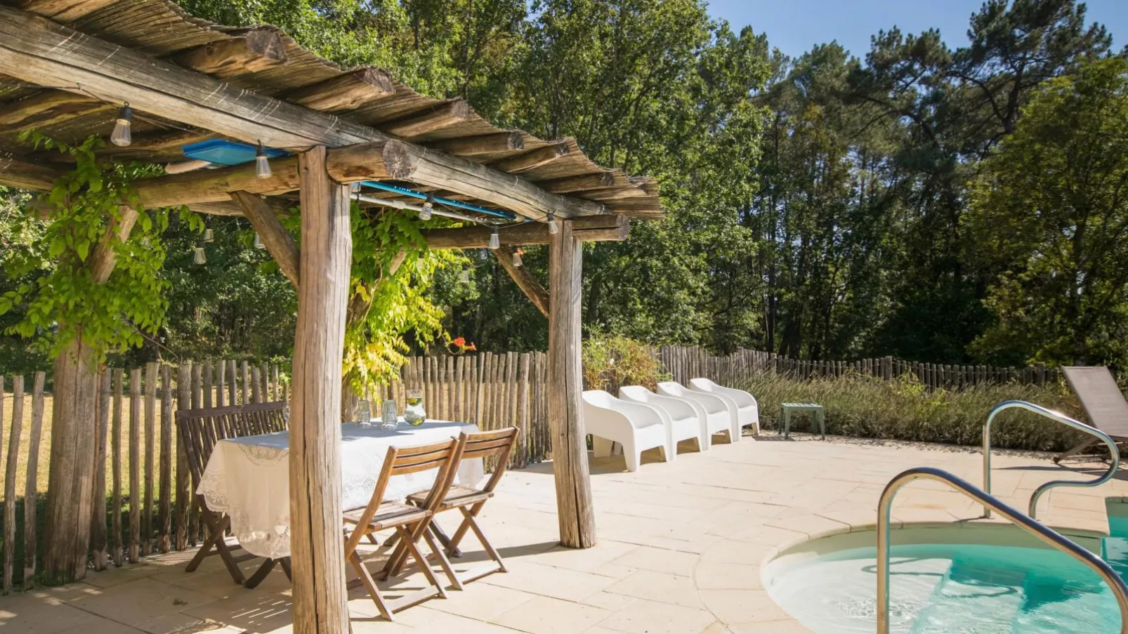 poolofhouse