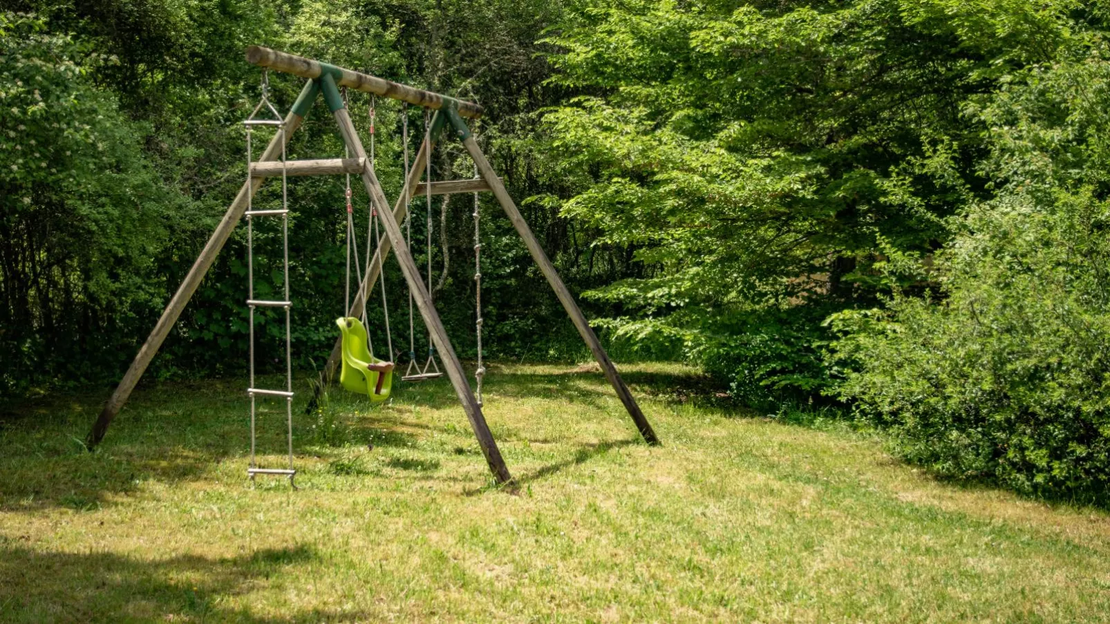 Gite Moulin de lAlbarède-Tuinen zomer