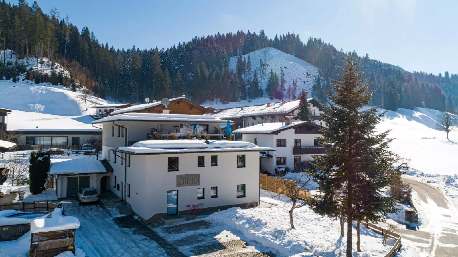 Tirola Bude Sepp Top 4-Exterieur winter
