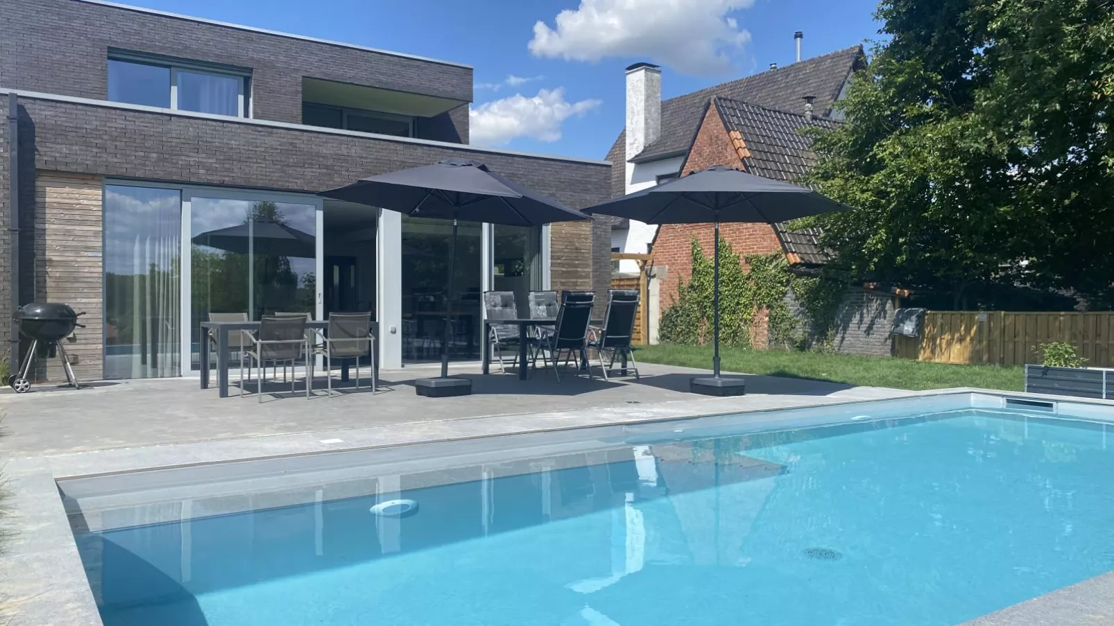 Maison Oscar-Zwembad
