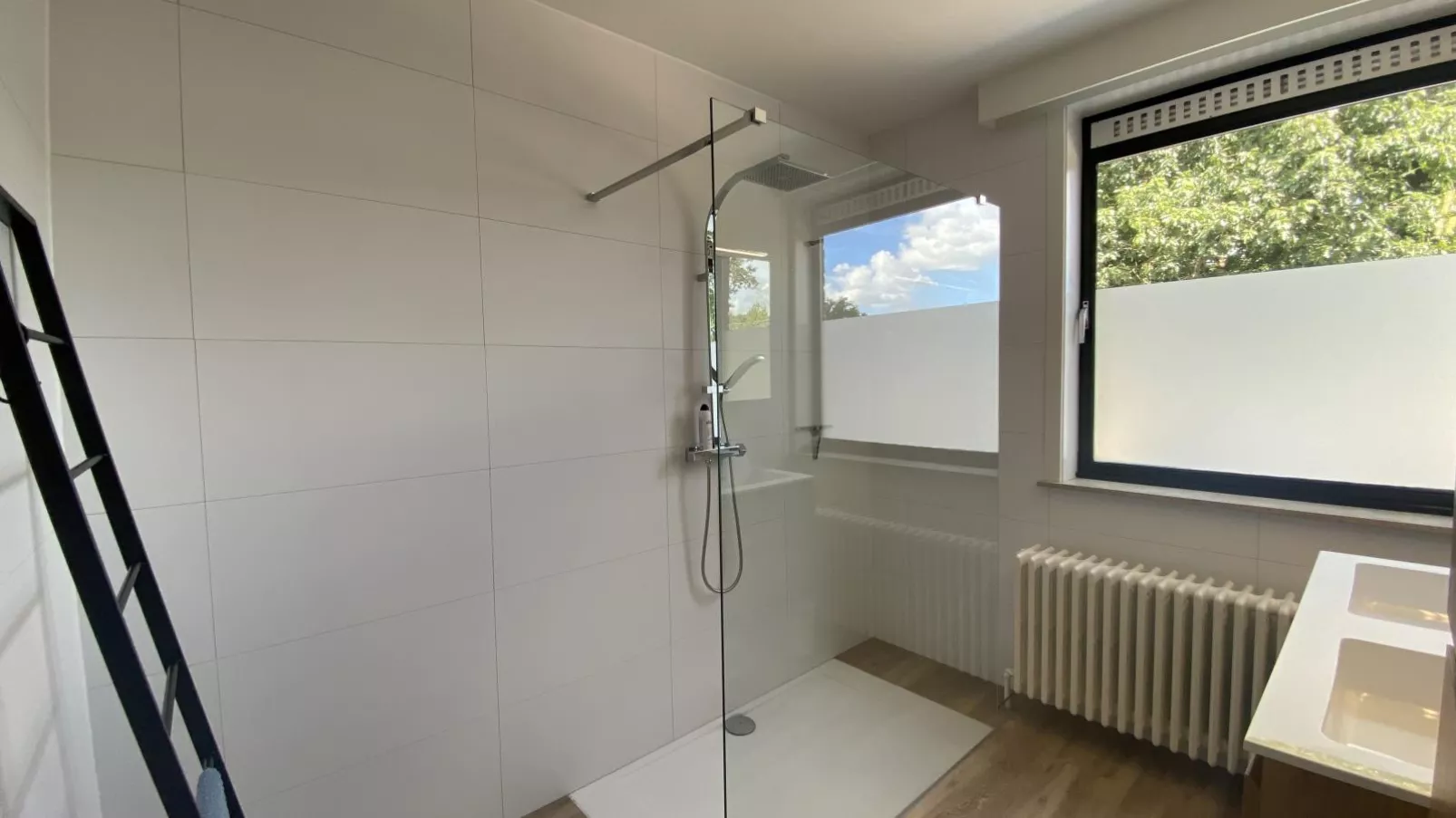 Maison Clement-Badkamer
