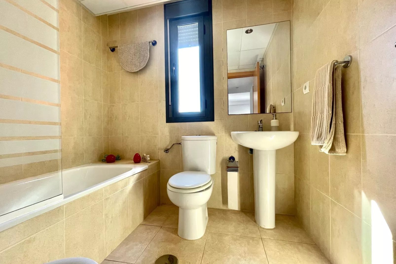 Costa Rey II 1 hab-Badkamer