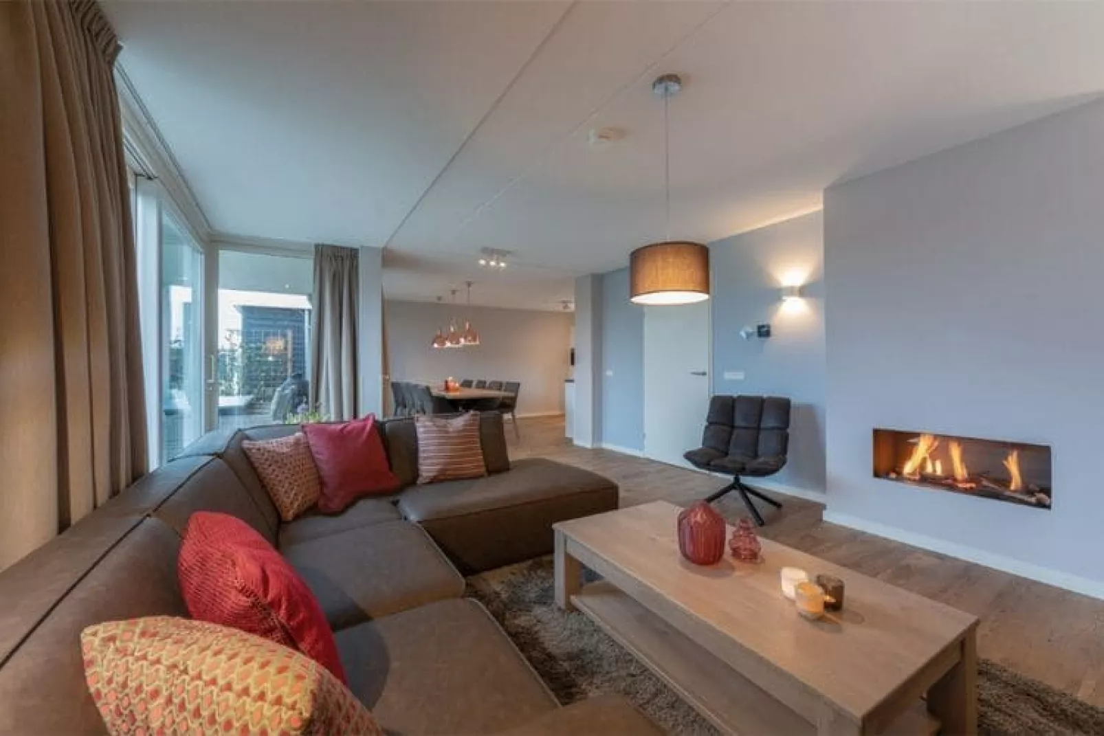 Charming Beveland Vrijstaand-Woonkamer