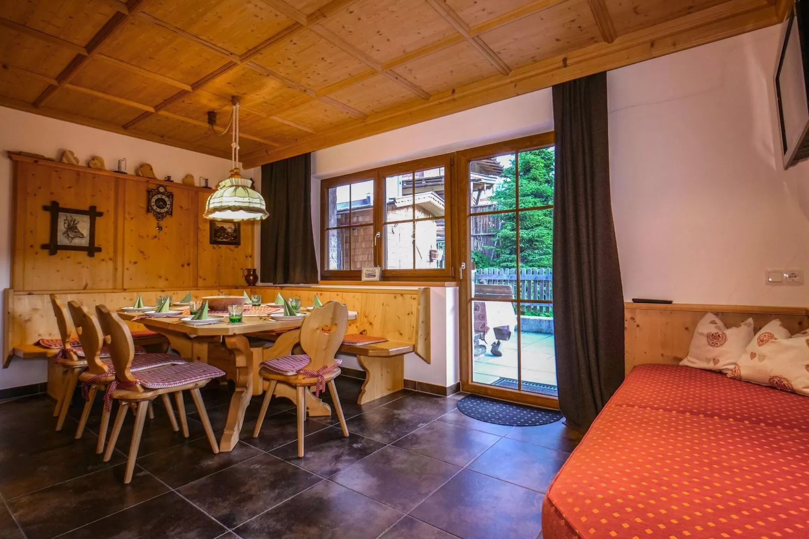 Thaler Hütte - Almzauber-Eetkamer