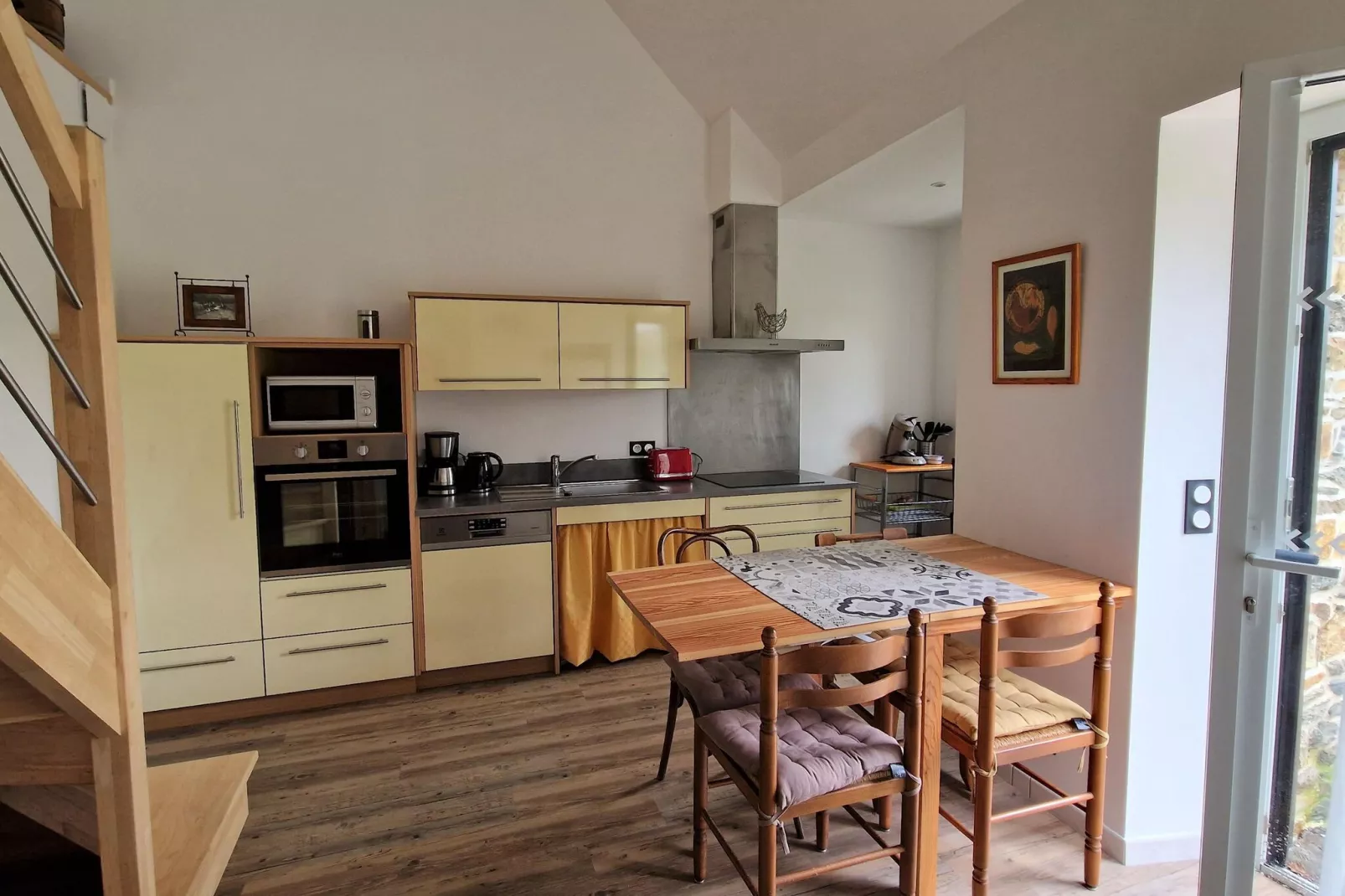 Between land and sea holiday home in the hinterland of the bay of Morlaix-Keuken