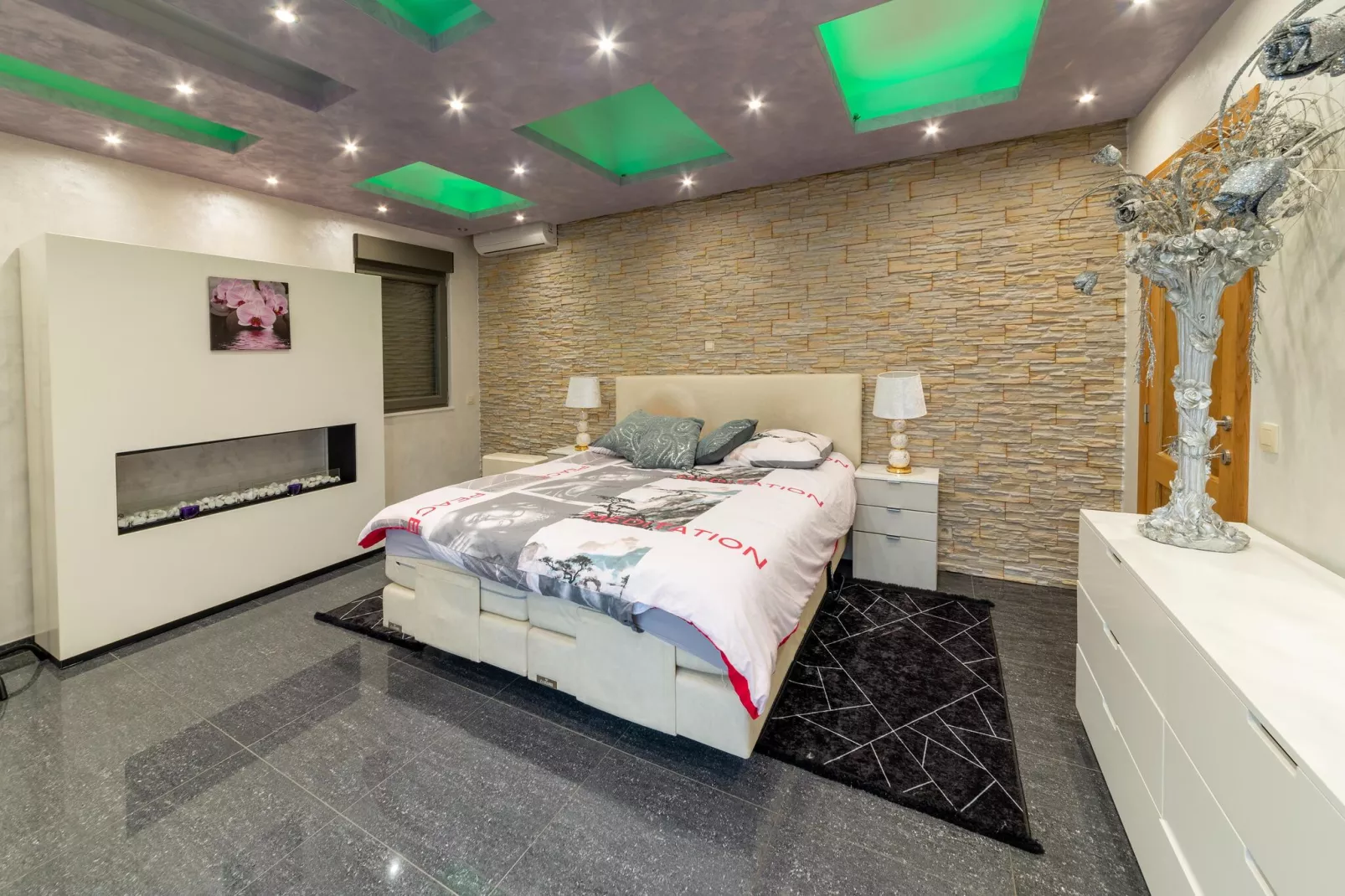 Magnifique maison de vacances pour 10 adultes avec pscine intérieure  Sauna Bains à remous et  Hamam-Slaapkamer
