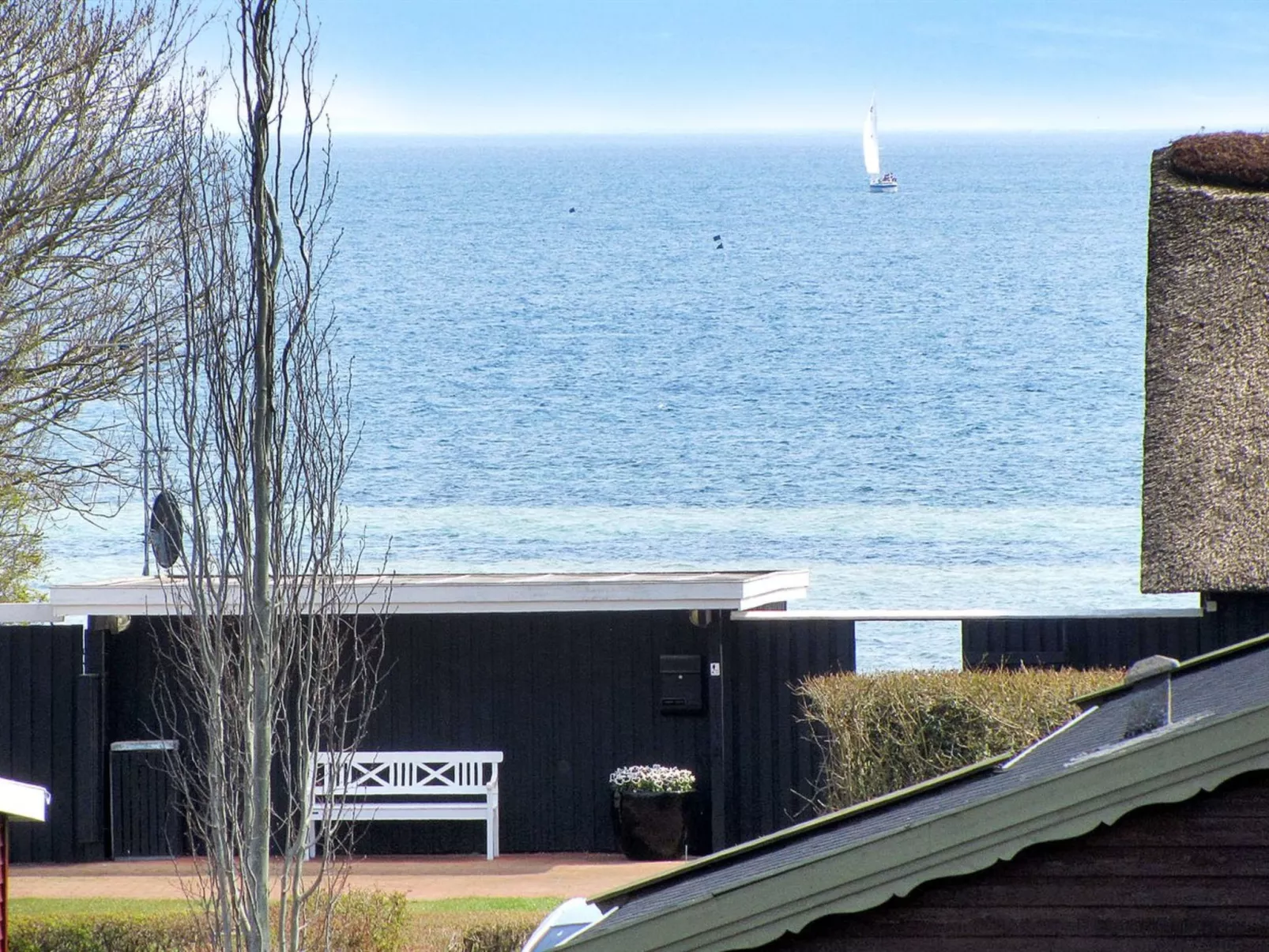 "Erene" - 100m from the sea-Binnen