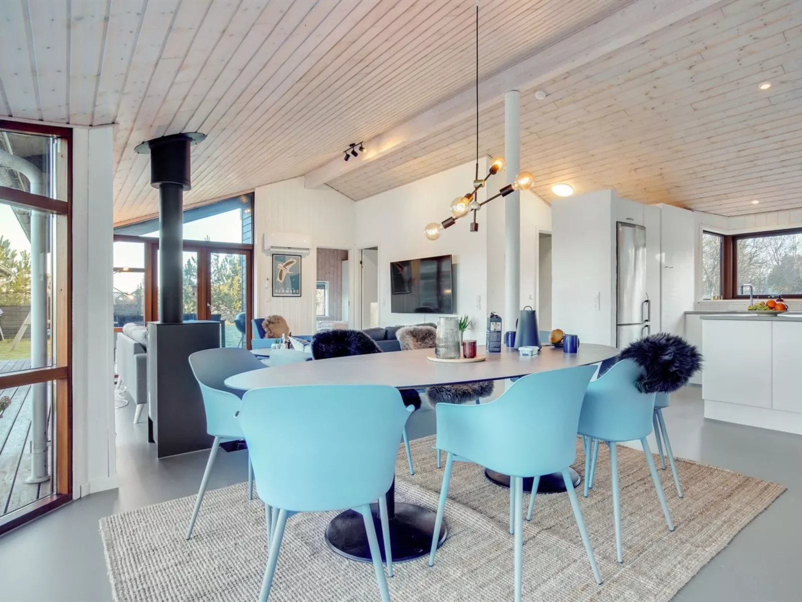 "Sirpa" - 1km from the sea-Binnen