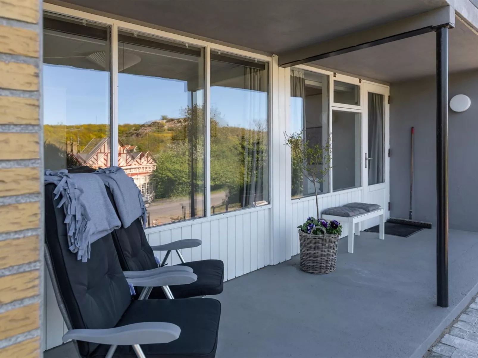 "Takenya" - 400m from the sea-Binnen