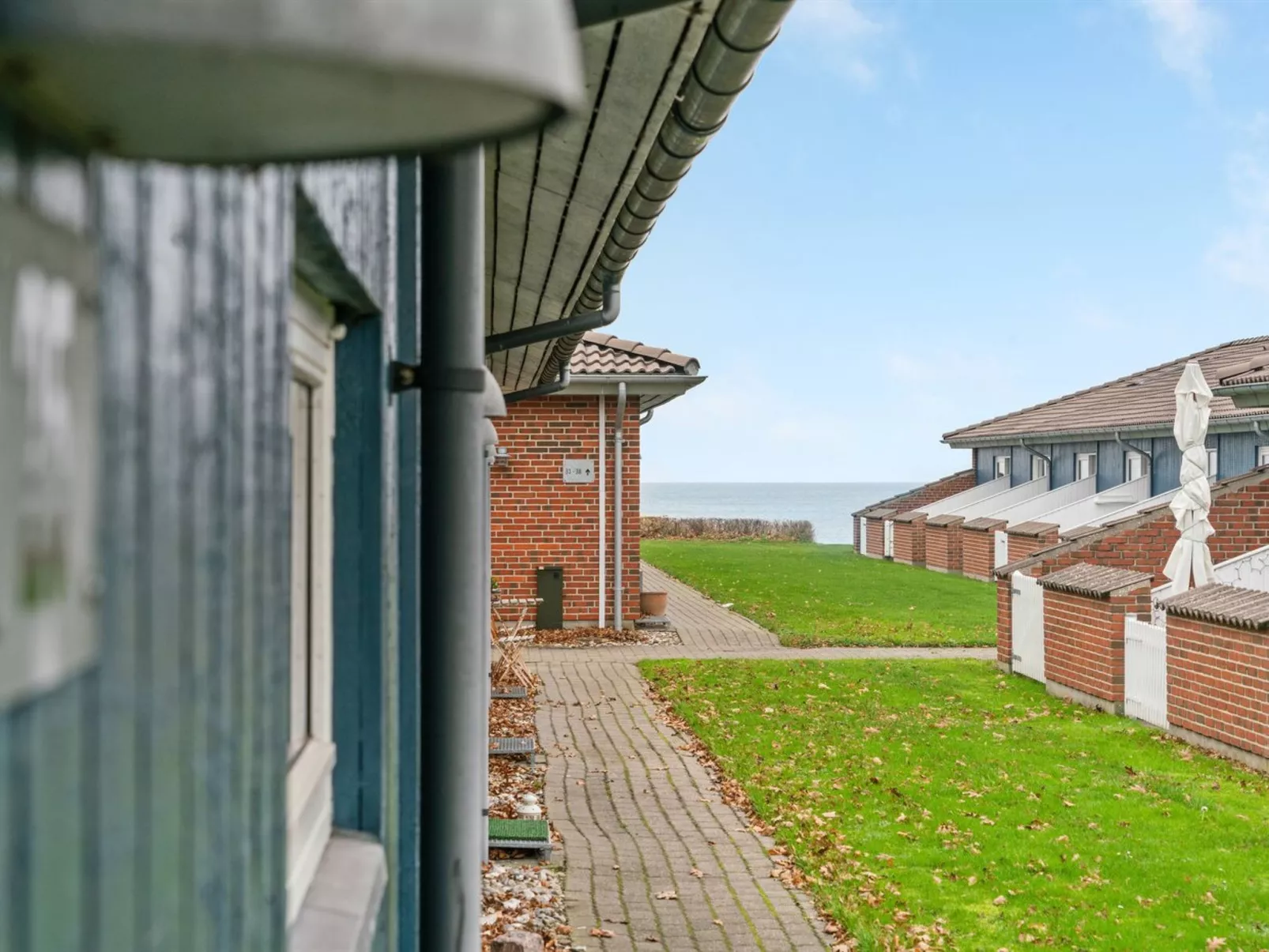"Reinmoth" - 100m from the sea-Buiten