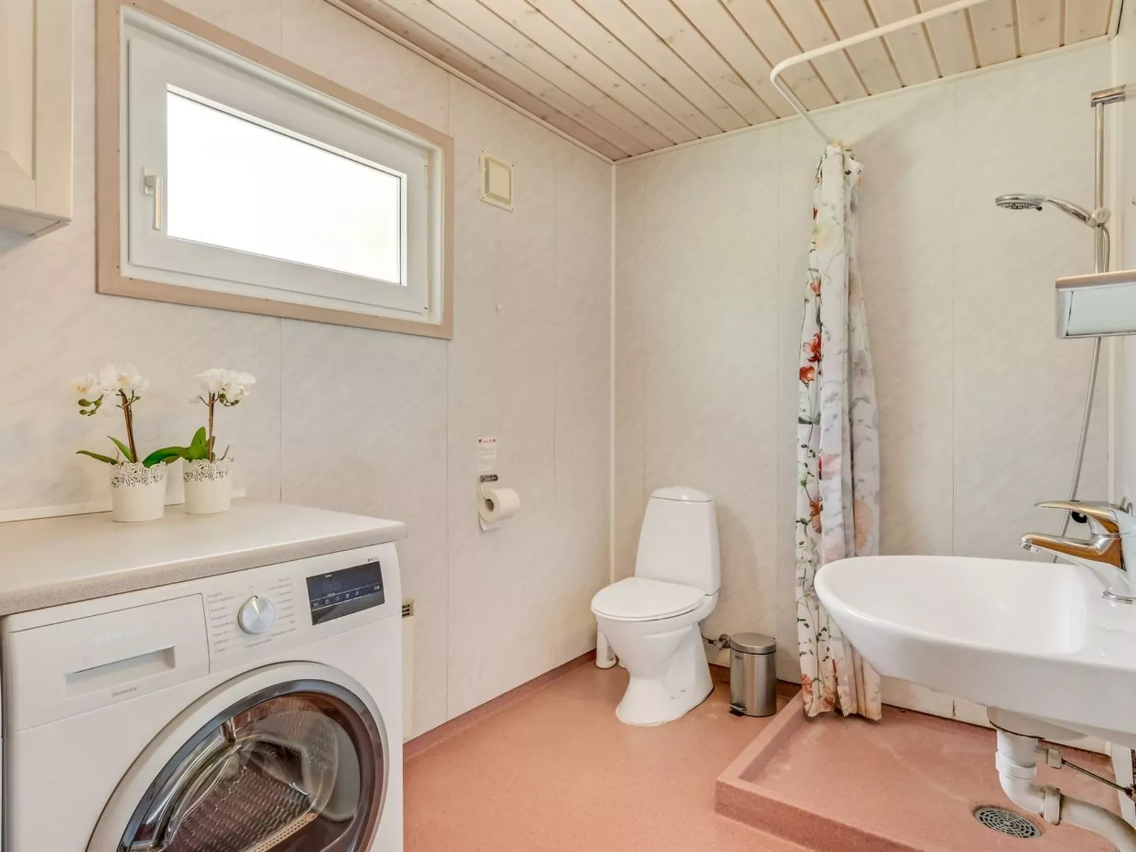 "Iven" - 300m from the sea-Binnen