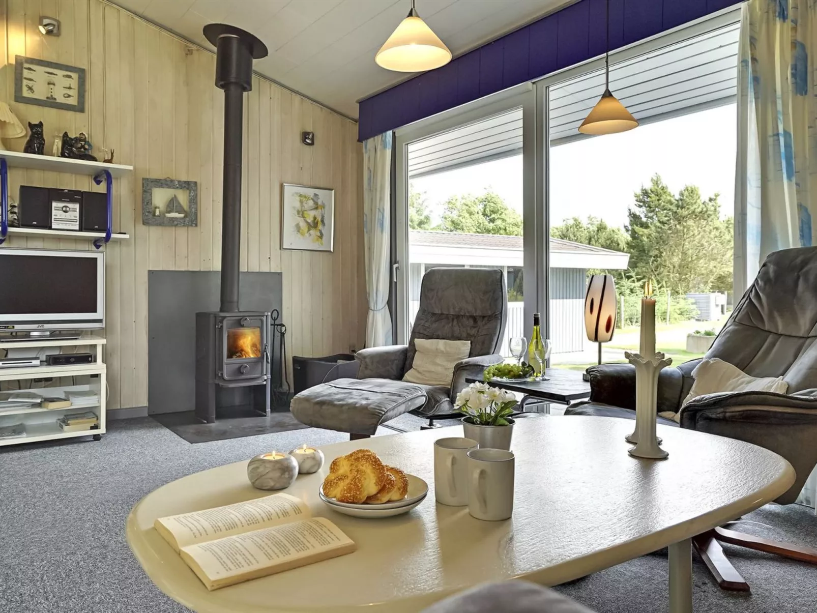 "Gunvor" - 1km from the sea-Binnen
