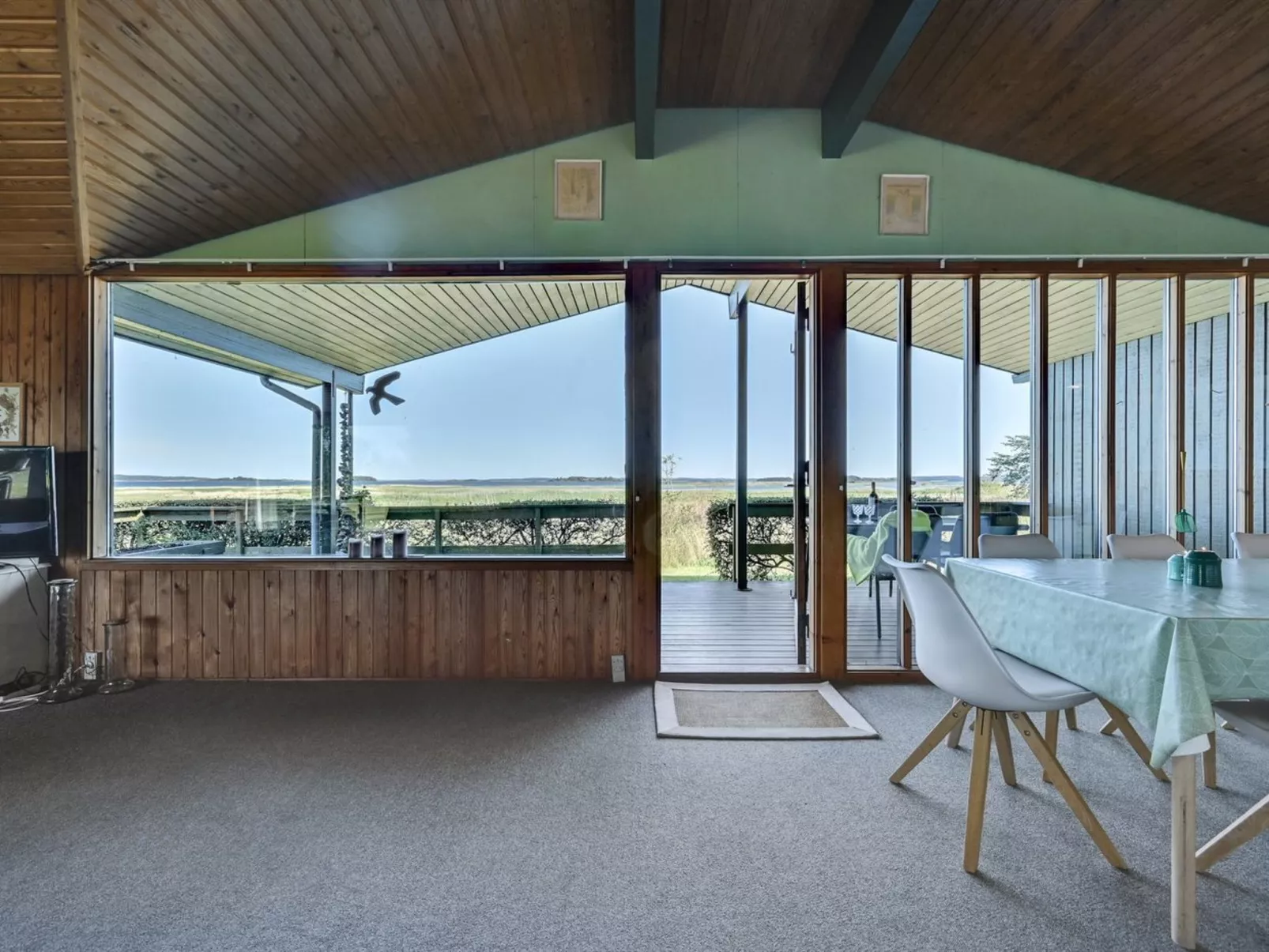 "Nnykka" - 100m from the sea-Binnen