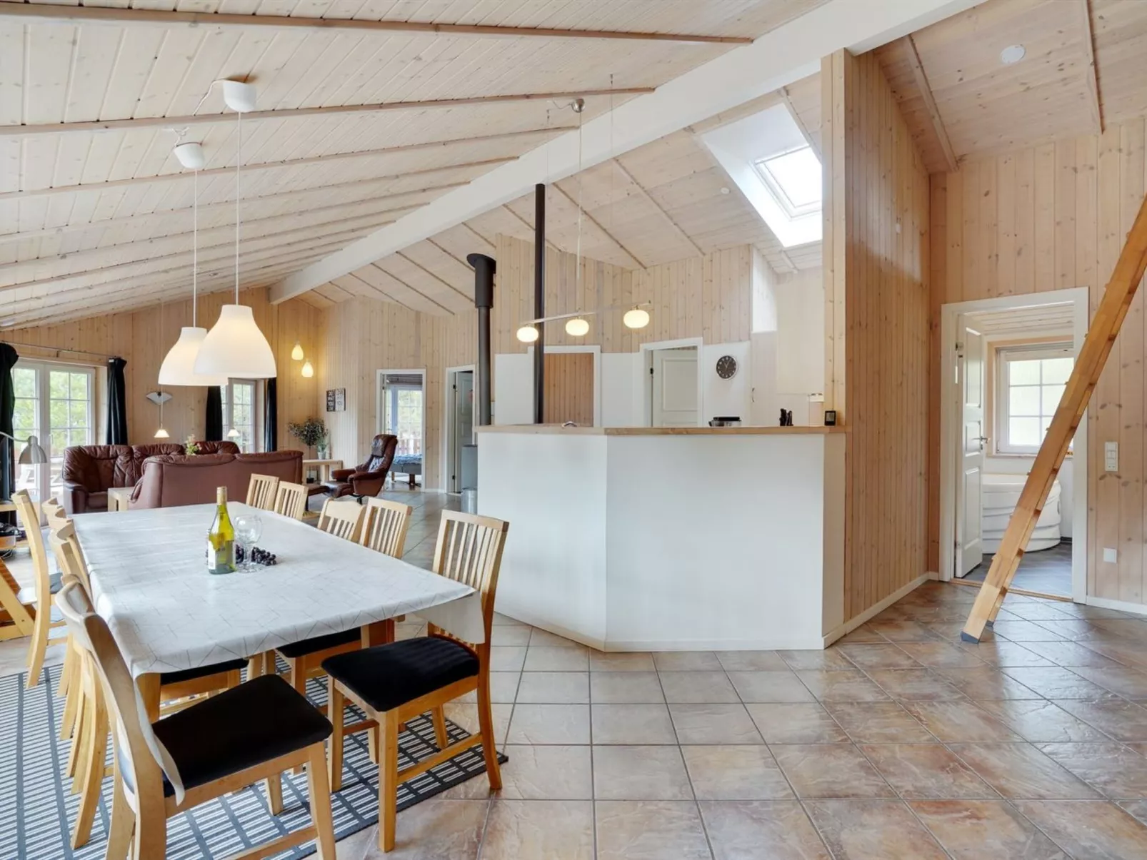 "Orpah" - 2.5km from the sea-Binnen