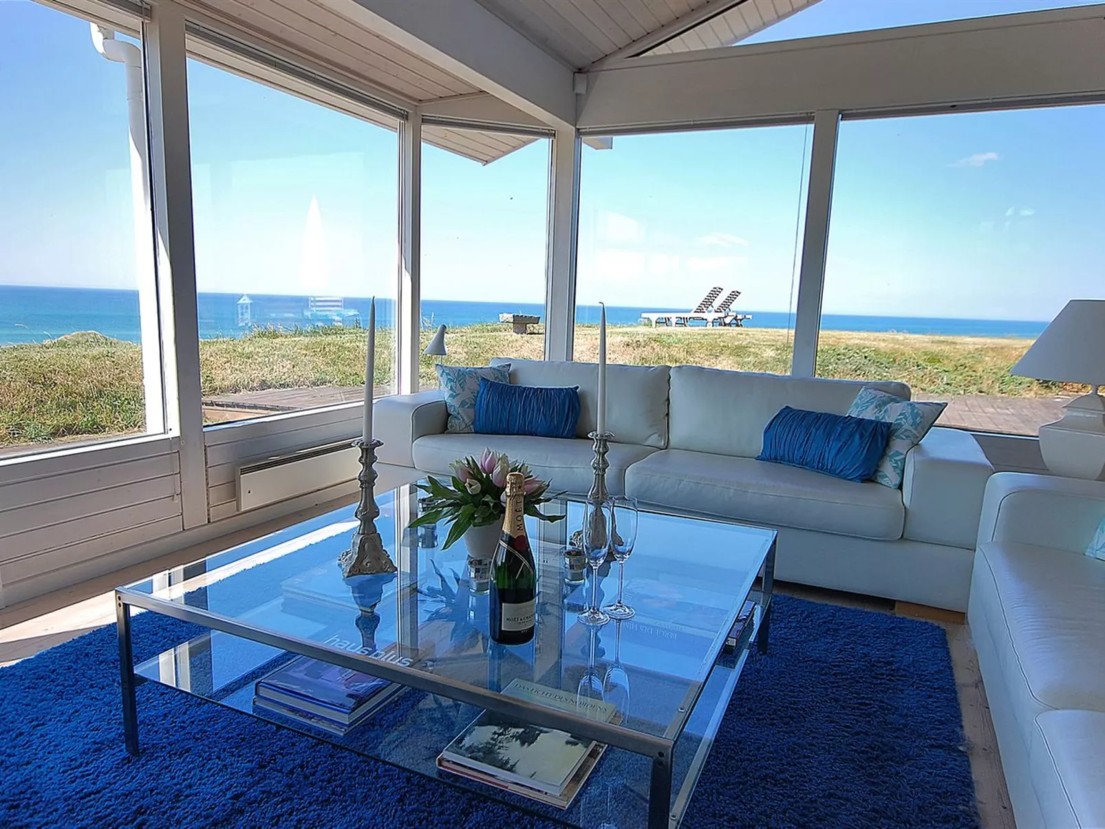 "Alyssa" - 300m from the sea-Binnen