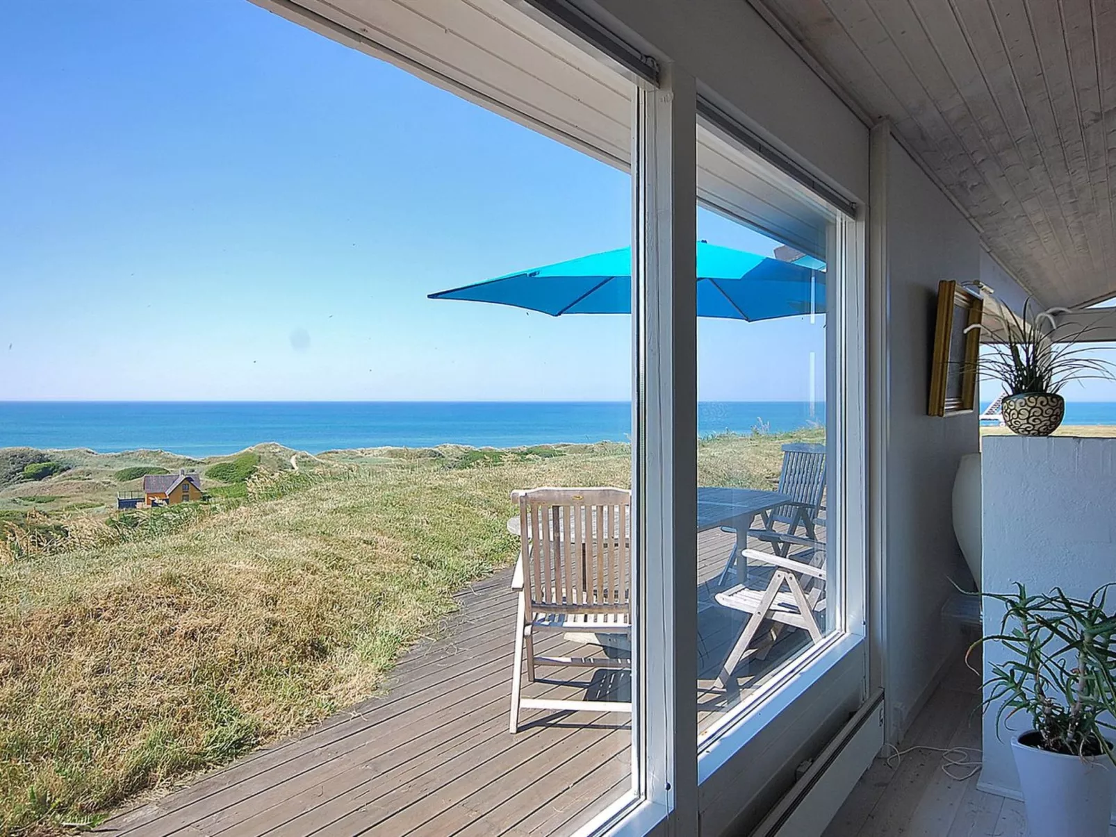 "Alyssa" - 300m from the sea-Binnen