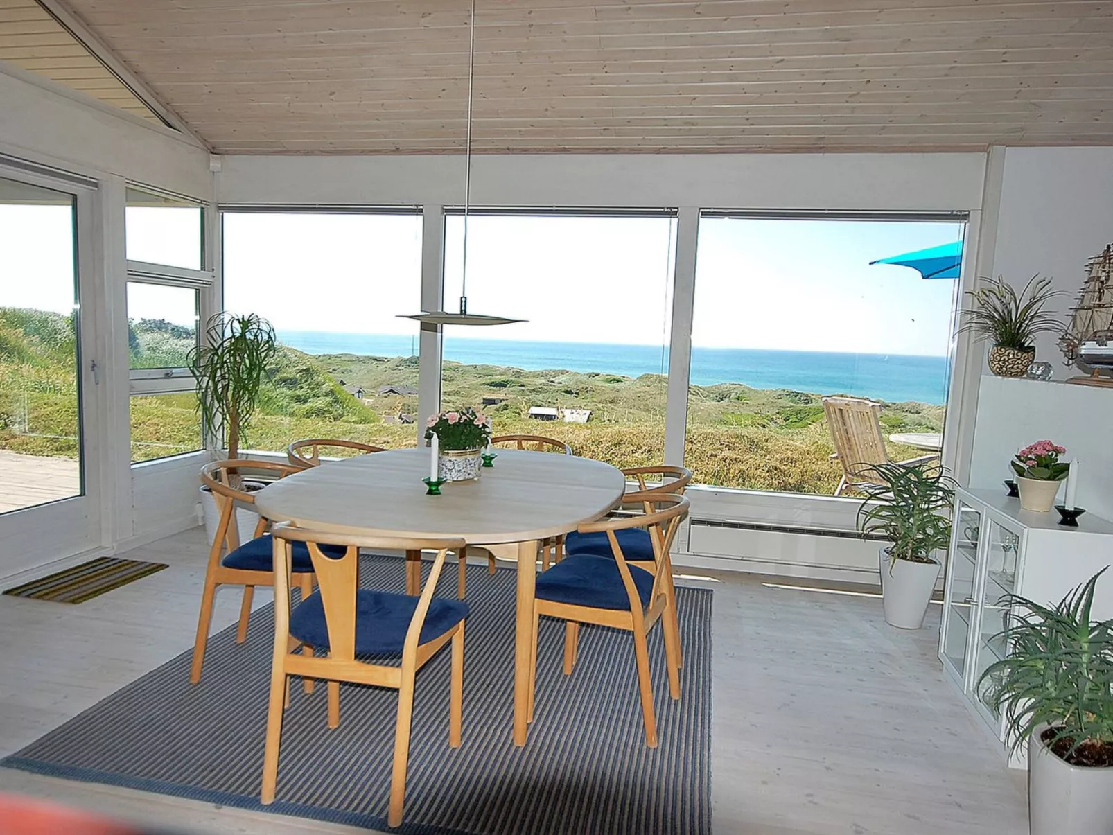 "Alyssa" - 300m from the sea-Binnen