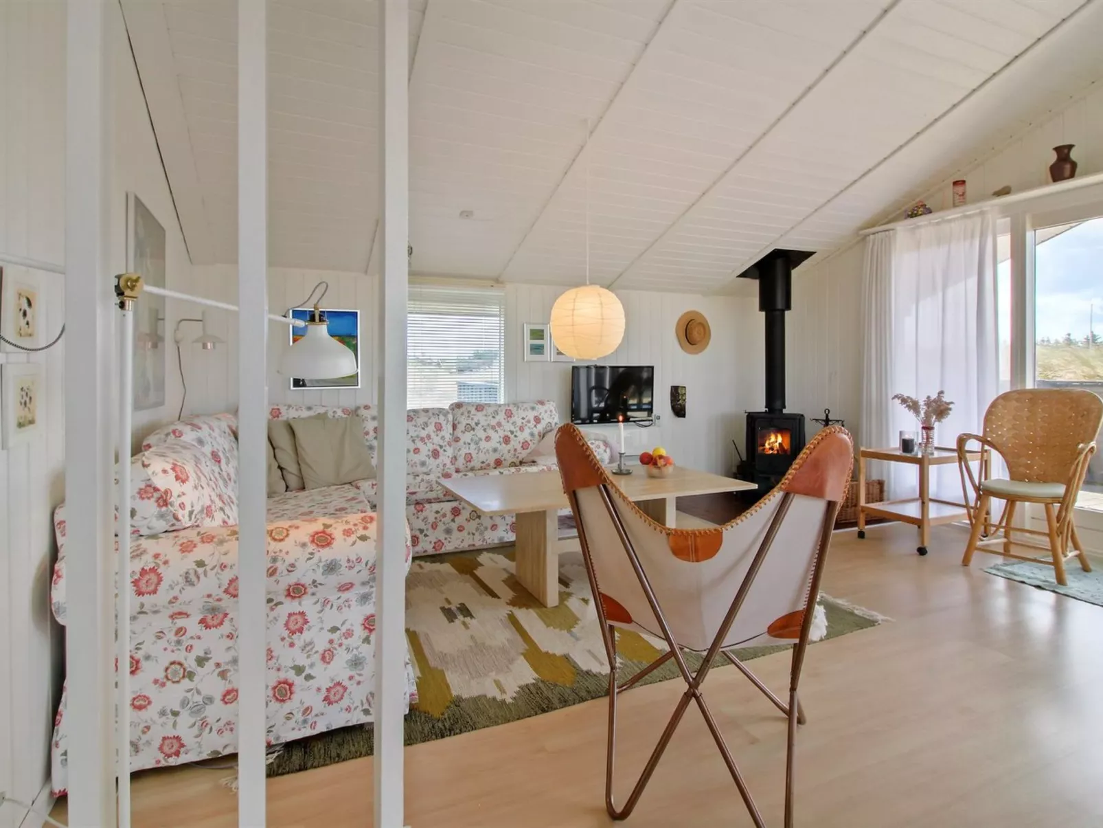 "Edyta" - 400m from the sea-Binnen