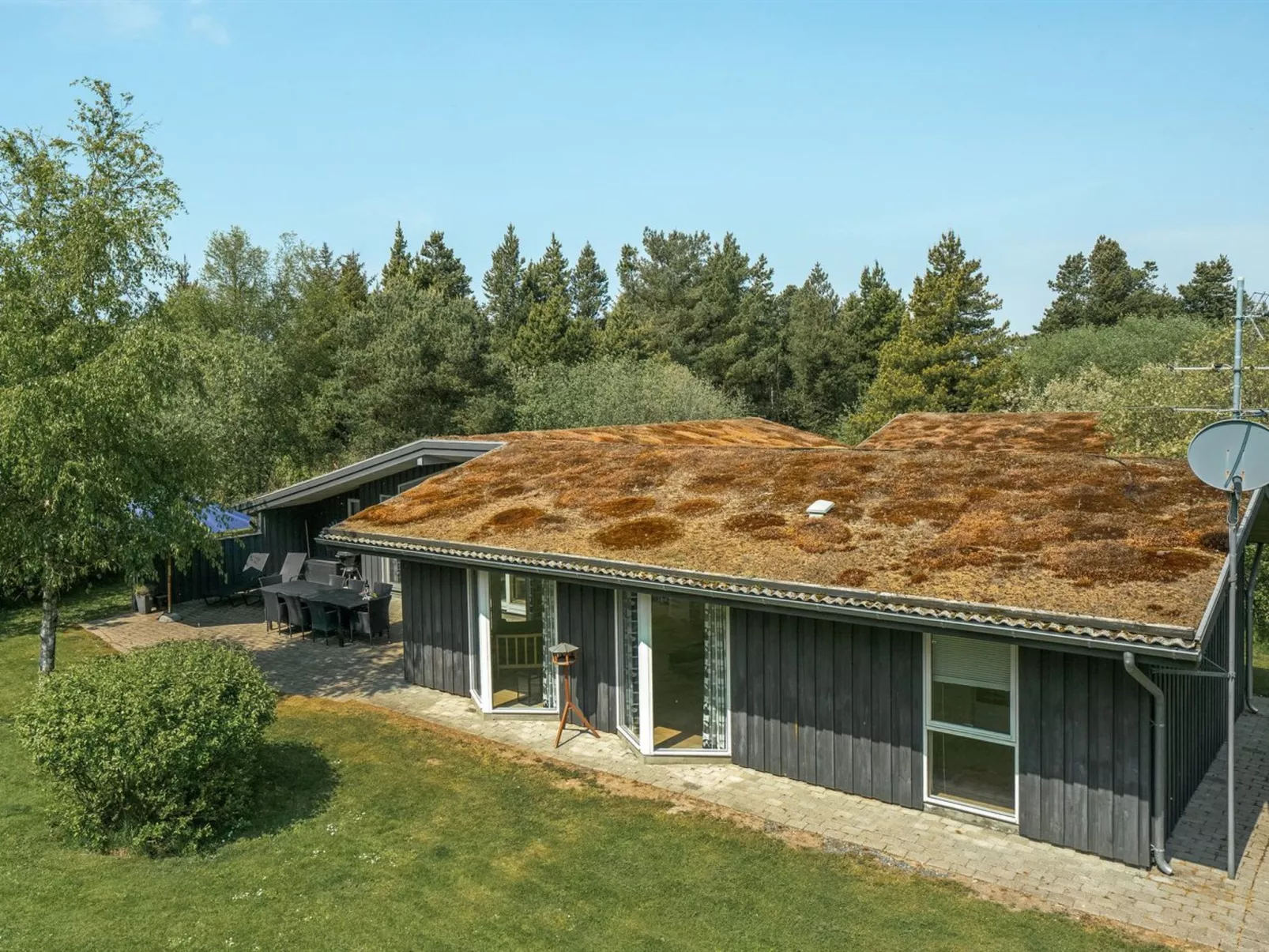 "Vieno" - 2.6km from the sea-Buiten
