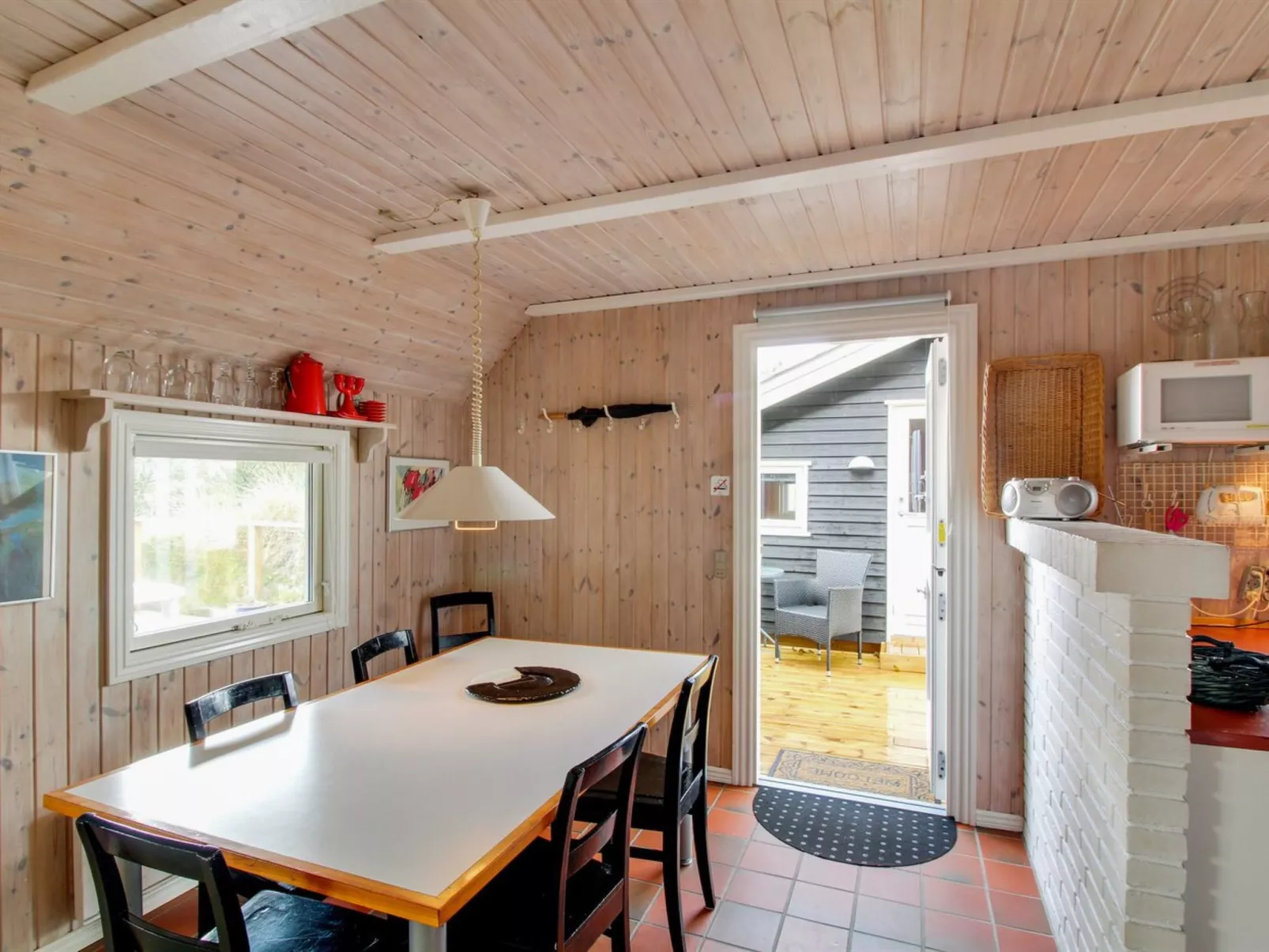 "Annli" - 1.5km from the sea-Binnen