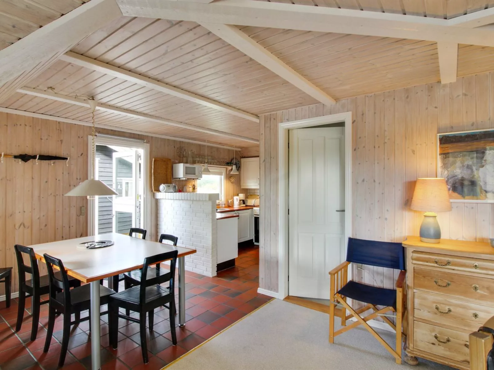 "Annli" - 1.5km from the sea-Binnen