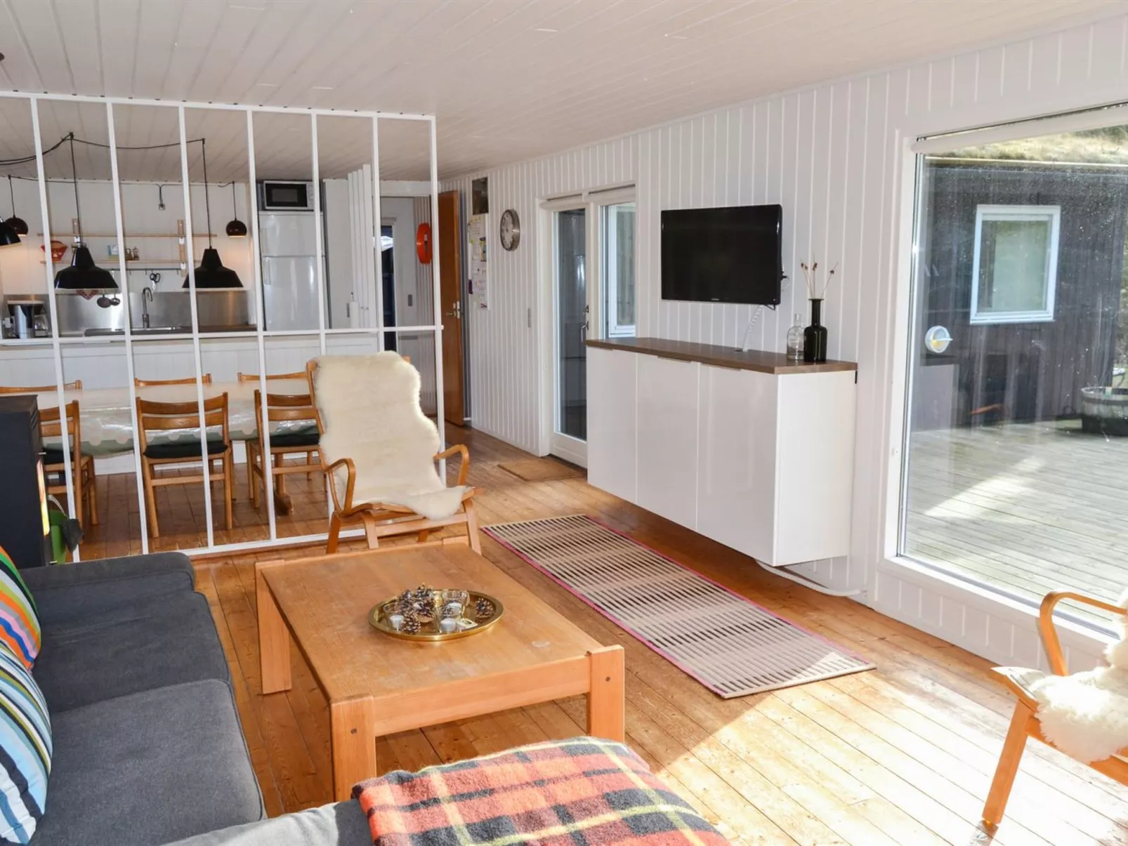 "Elin" - 3km from the sea-Binnen