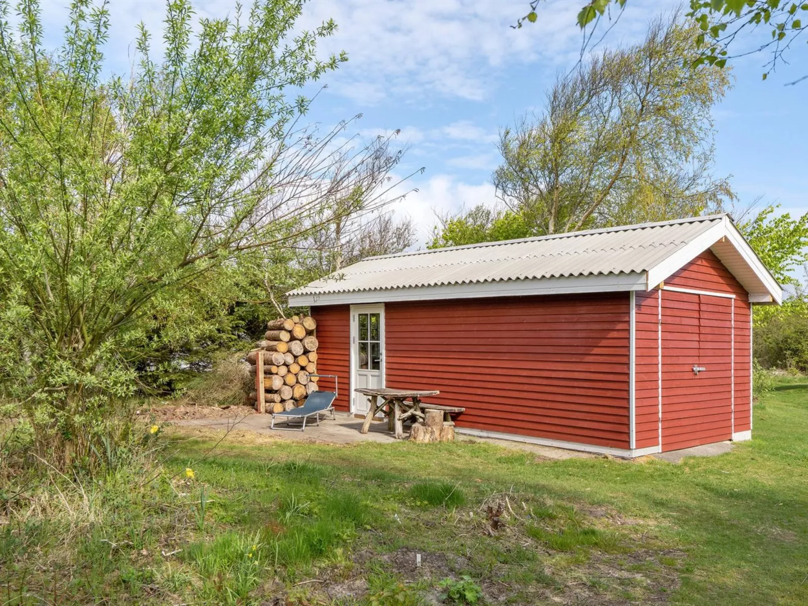 "Ansberga" - 1km from the sea-Buiten