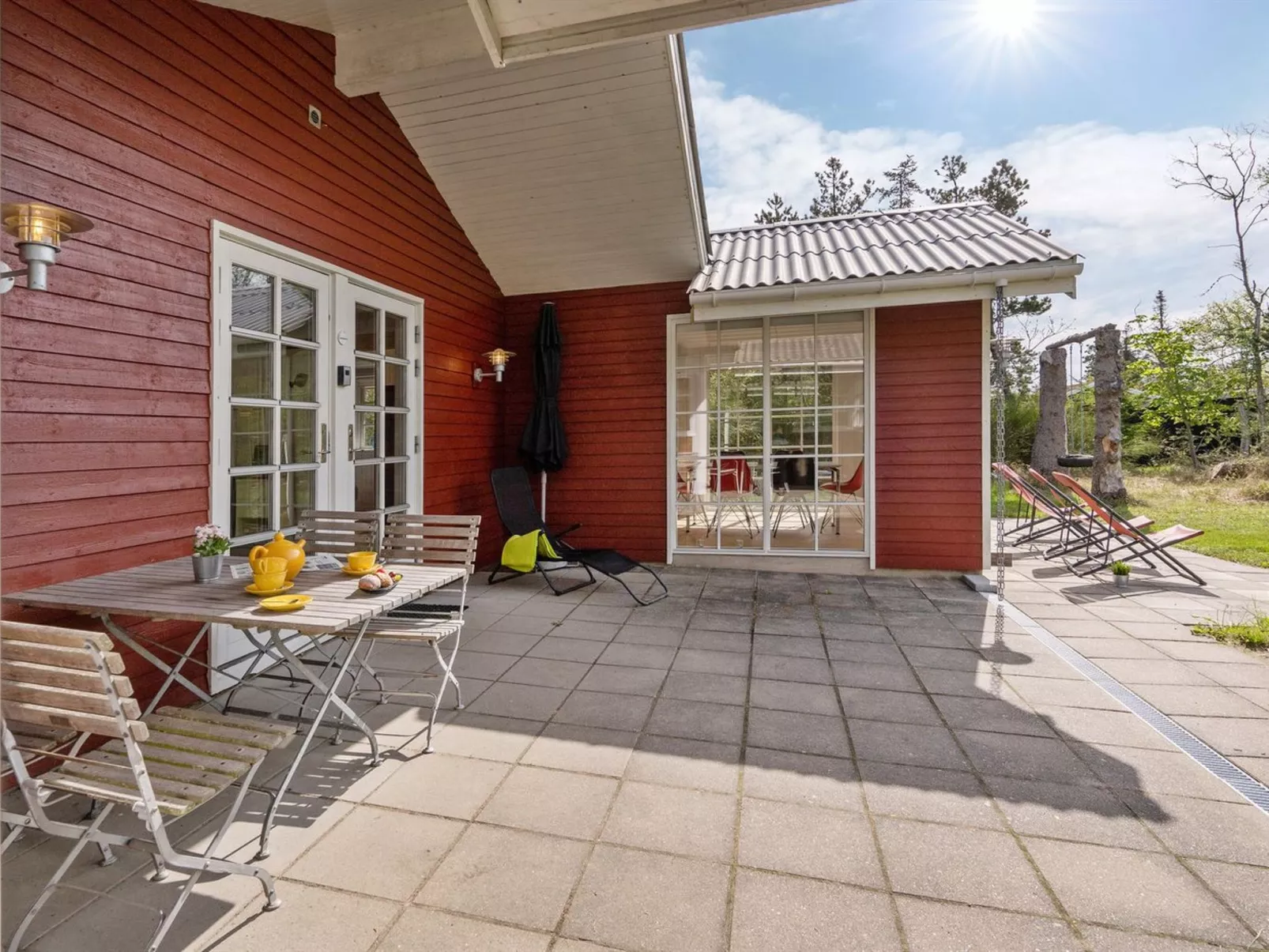"Ansberga" - 1km from the sea-Buiten