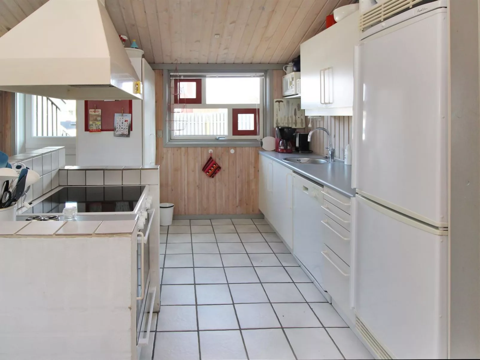 "Lazorka" - 450m from the sea