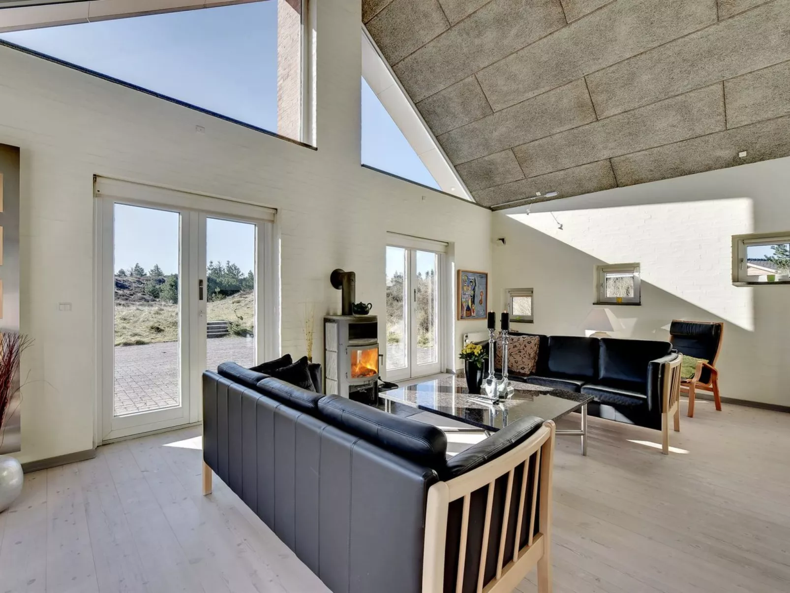 "Sjamme" - 1.2km from the sea-Binnen
