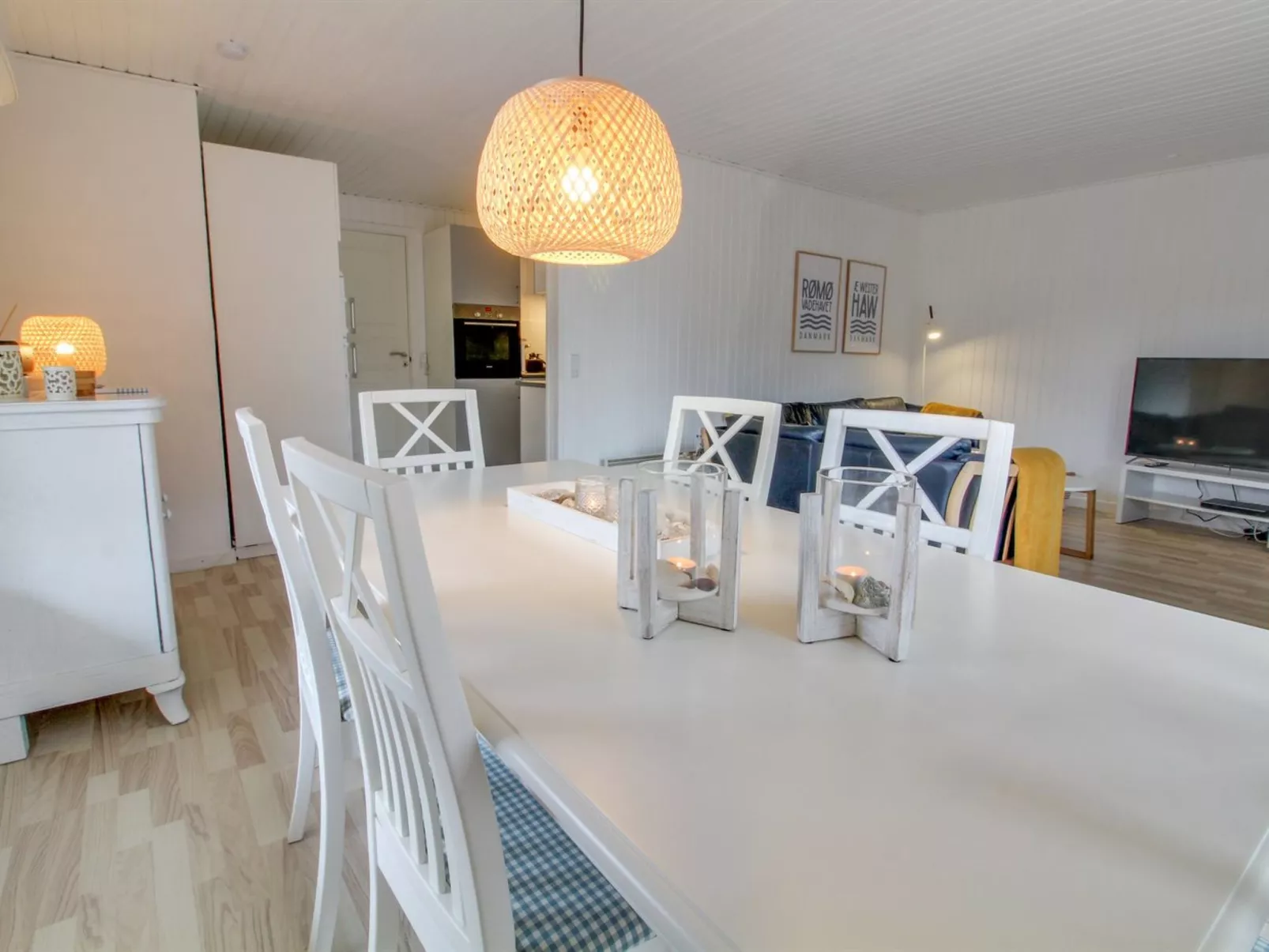 "Denisa" - 2.3km from the sea-Binnen