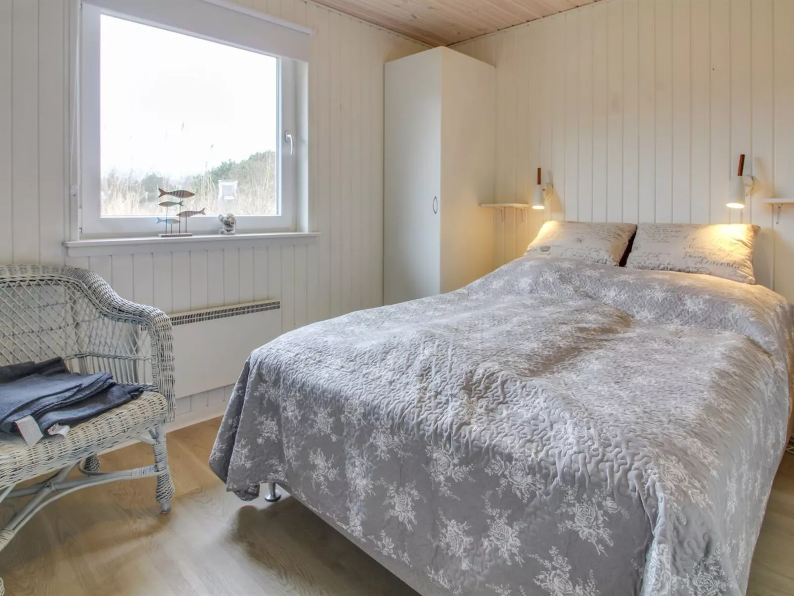 "Denisa" - 2.3km from the sea-Binnen
